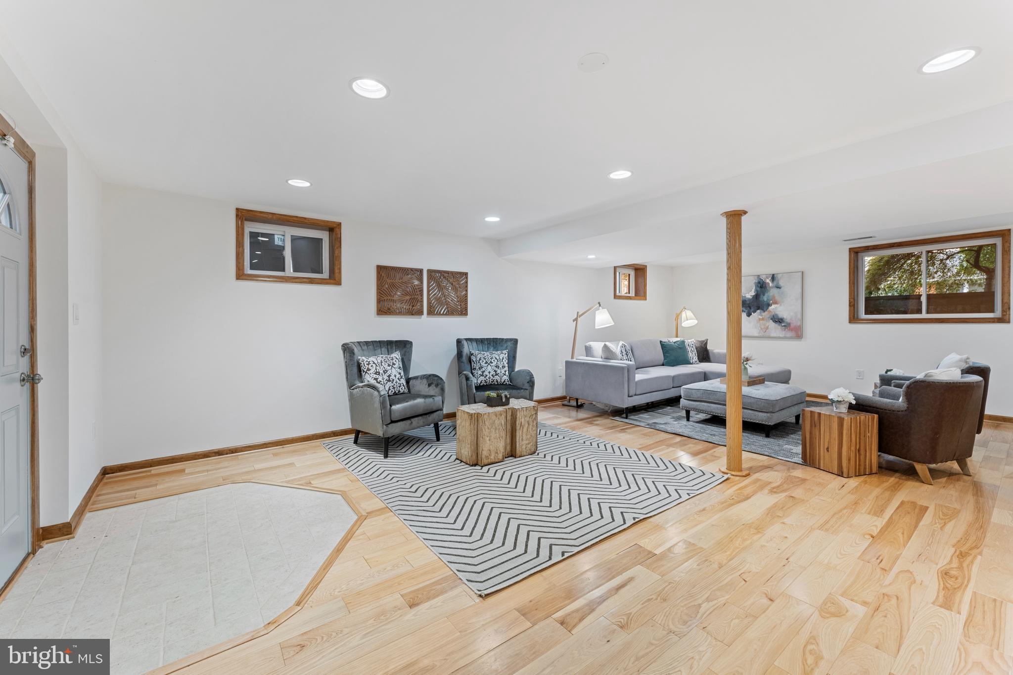 FAIRWAY - Residential