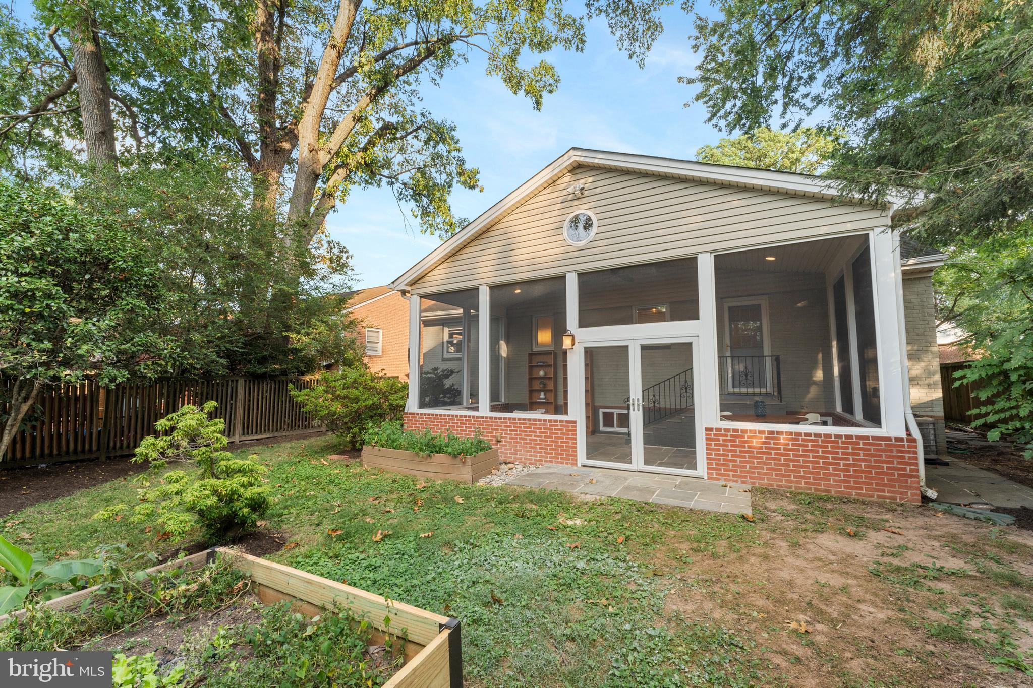 FAIRWAY - Residential