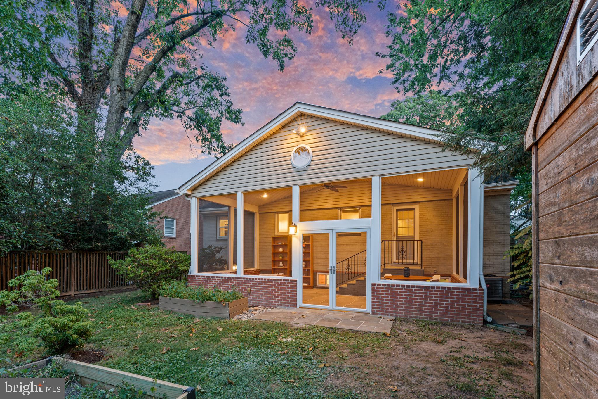 FAIRWAY - Residential