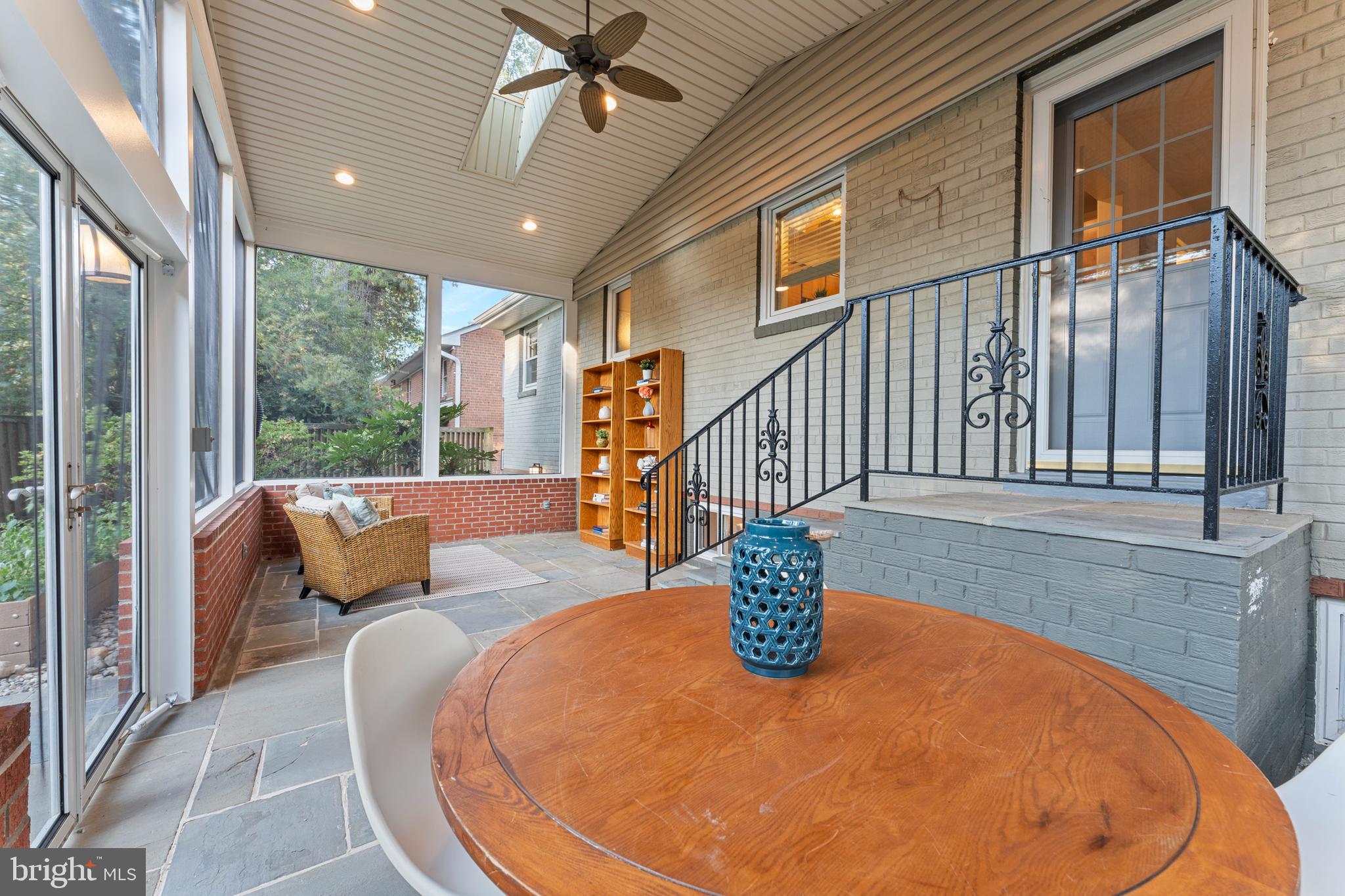 FAIRWAY - Residential