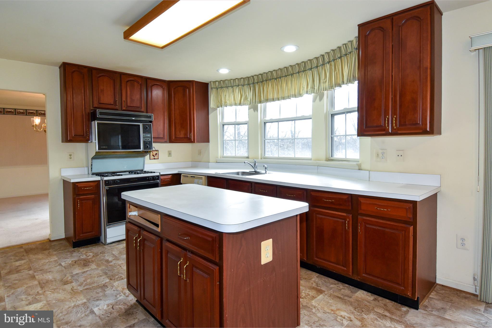 HIGHBRIDGE ESTATES - Residential