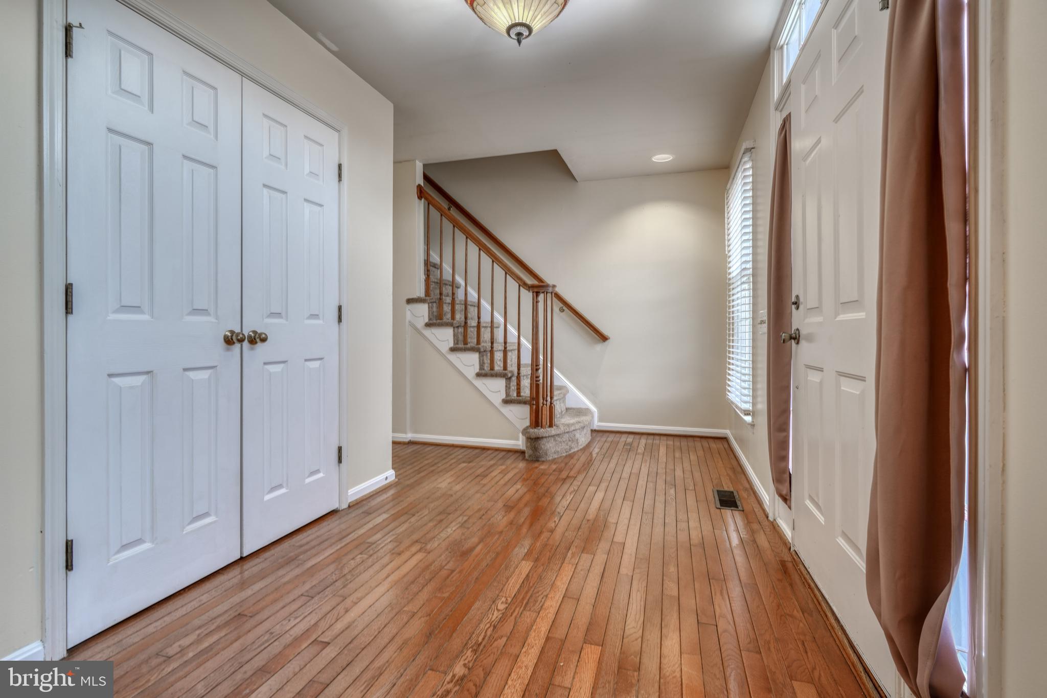 SIMMONS ACRES - Residential