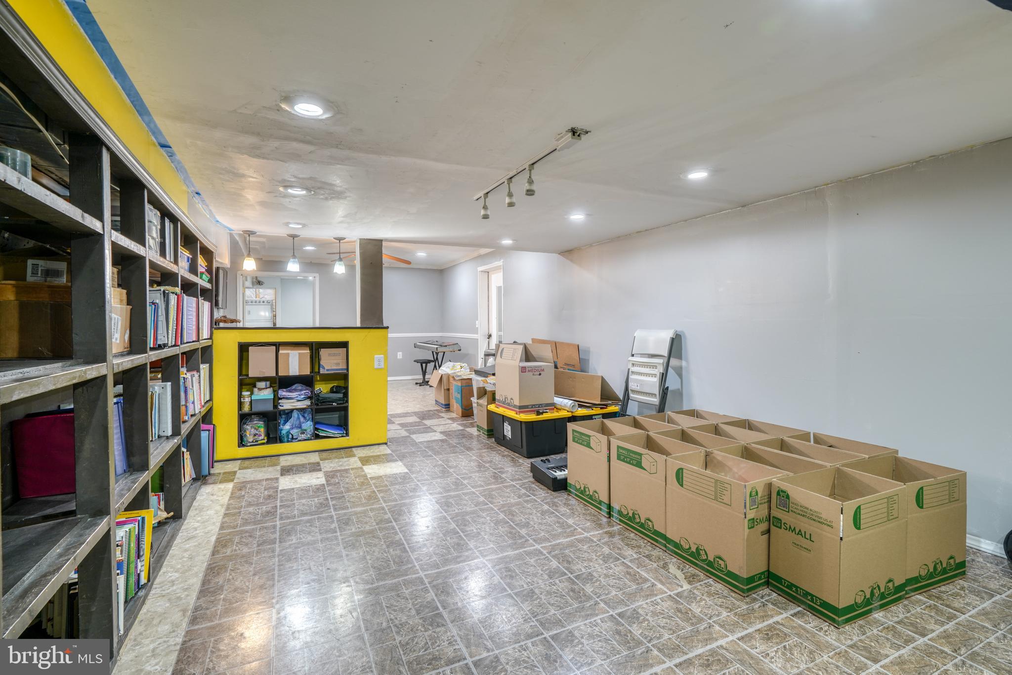 SIMMONS ACRES - Residential