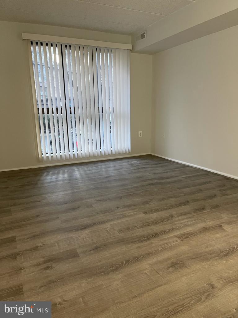 ALEXANDRIA OVERLOOK - Residential Lease