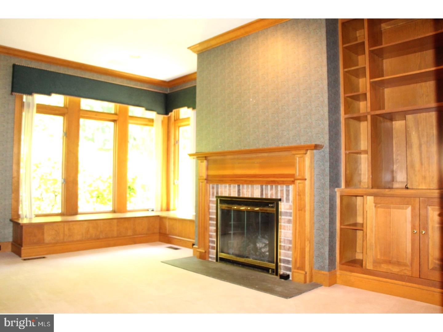 RADNOR HUNT - Residential