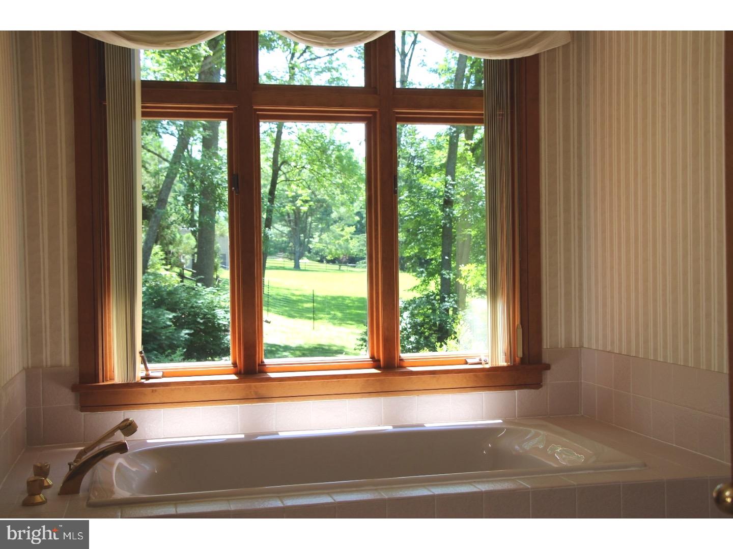 RADNOR HUNT - Residential