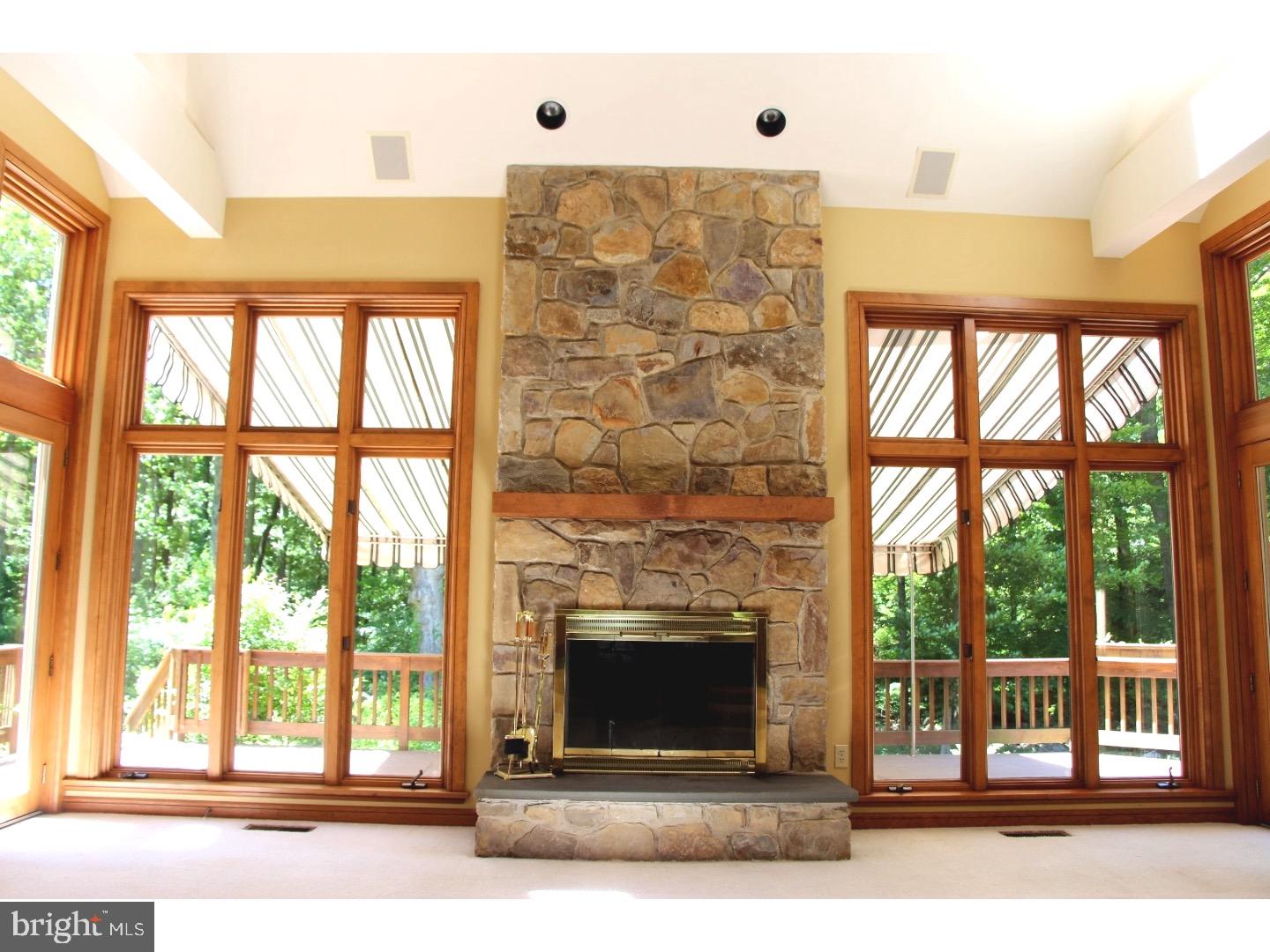 RADNOR HUNT - Residential