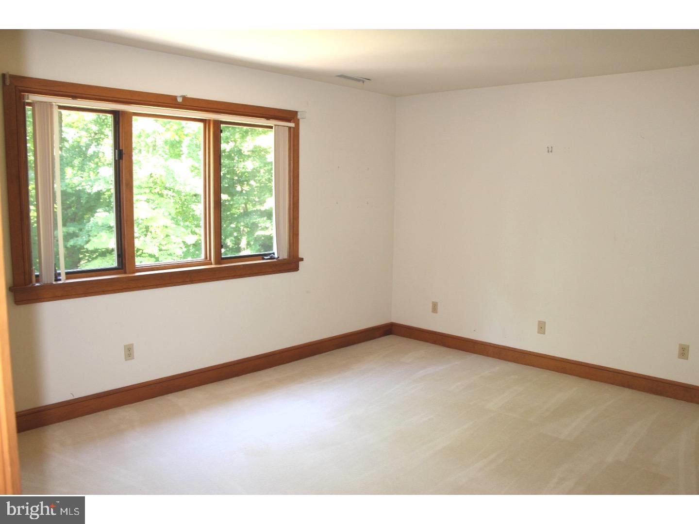 RADNOR HUNT - Residential