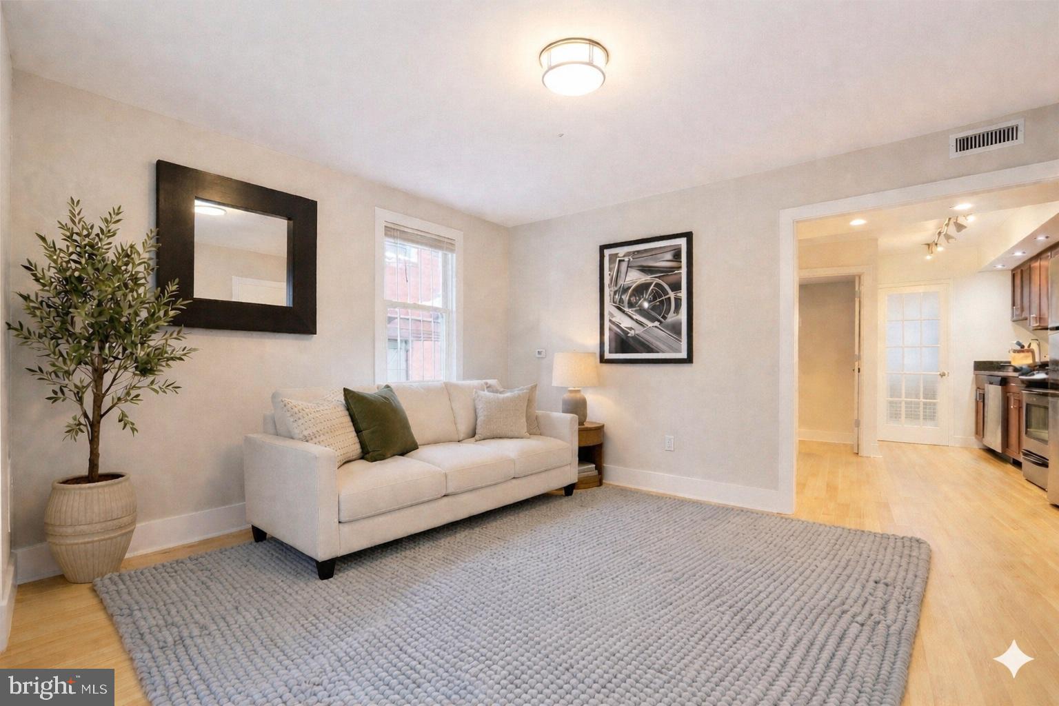 433-435 17TH STREET SE