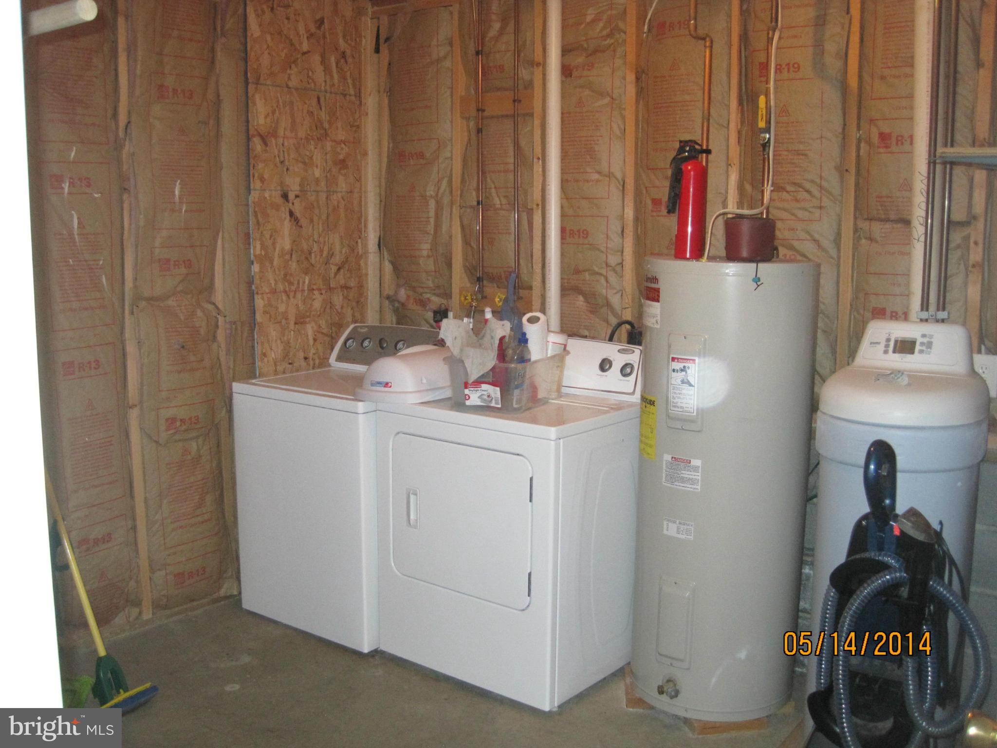 WATERFORD SQUARE - Residential