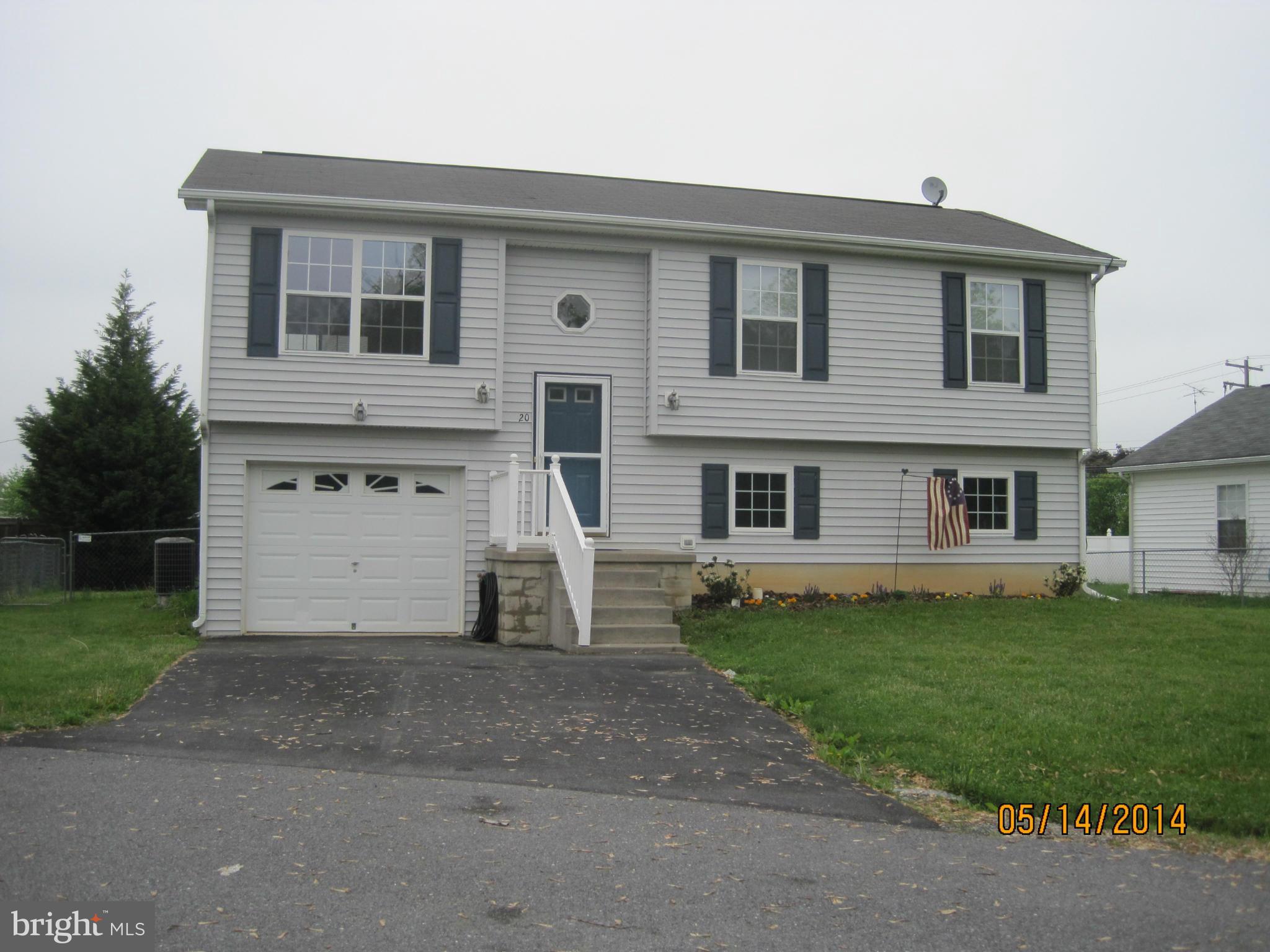 WATERFORD SQUARE - Residential