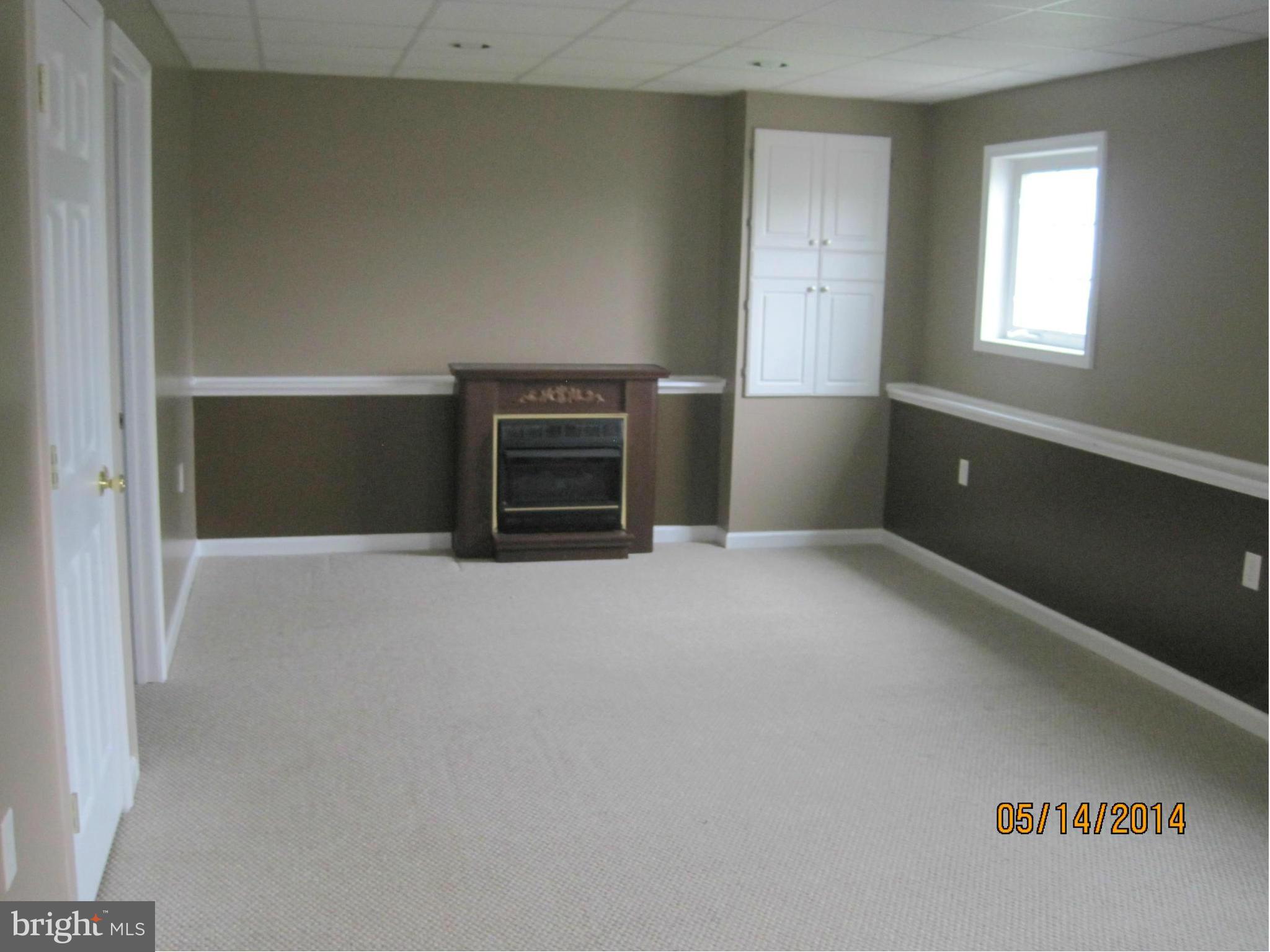 WATERFORD SQUARE - Residential