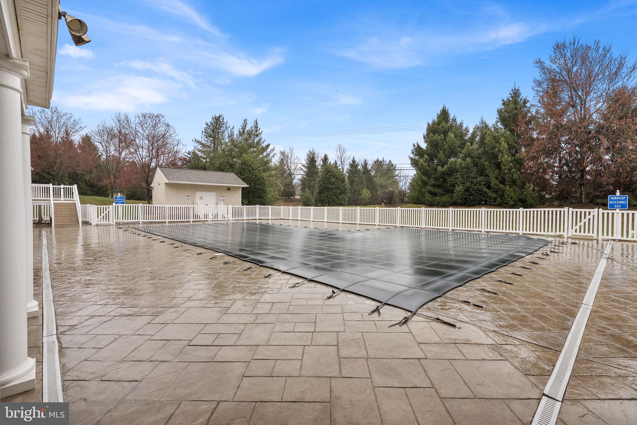 REGENCY AT PROVIDENC - Residential