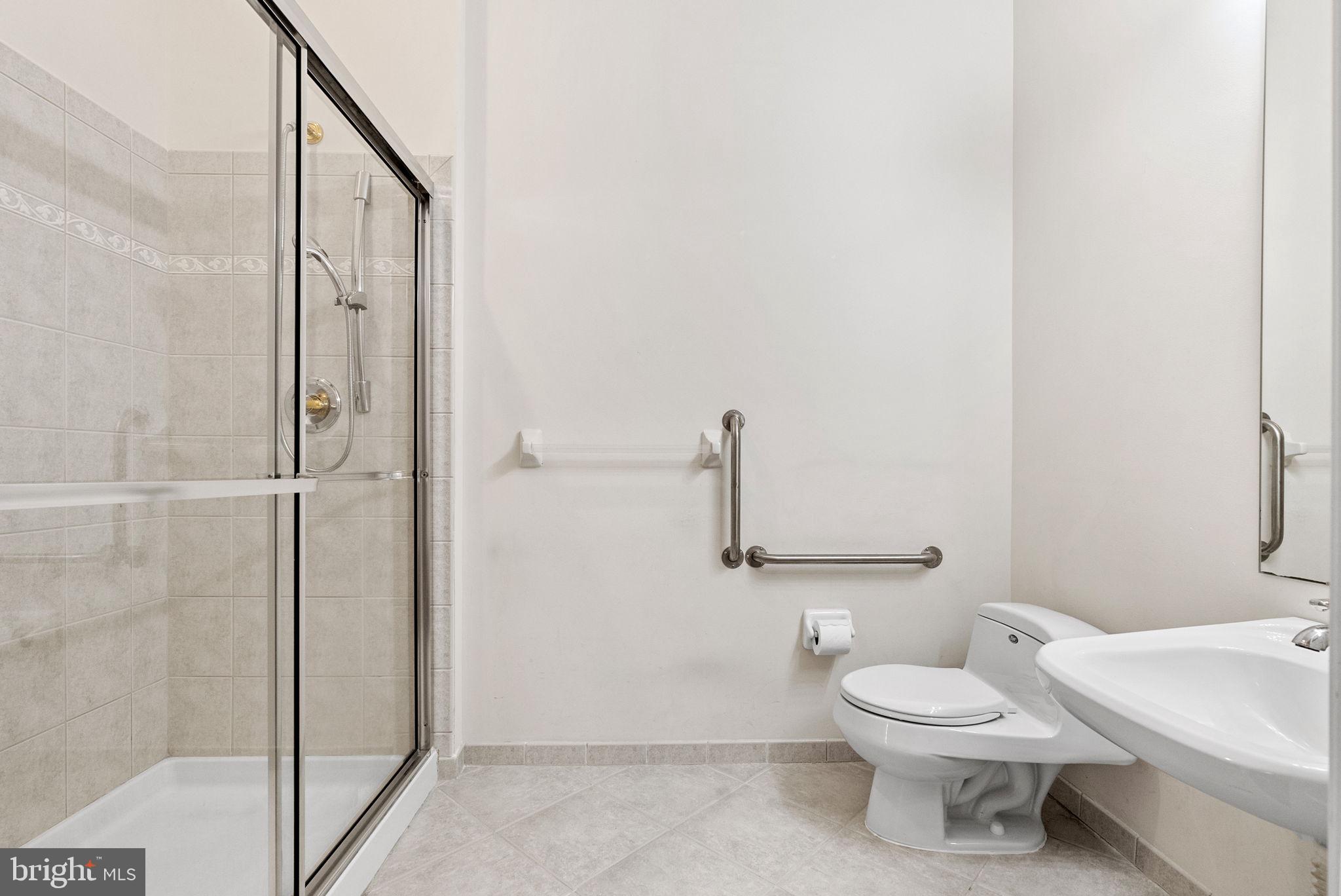 REGENCY AT PROVIDENC - Residential