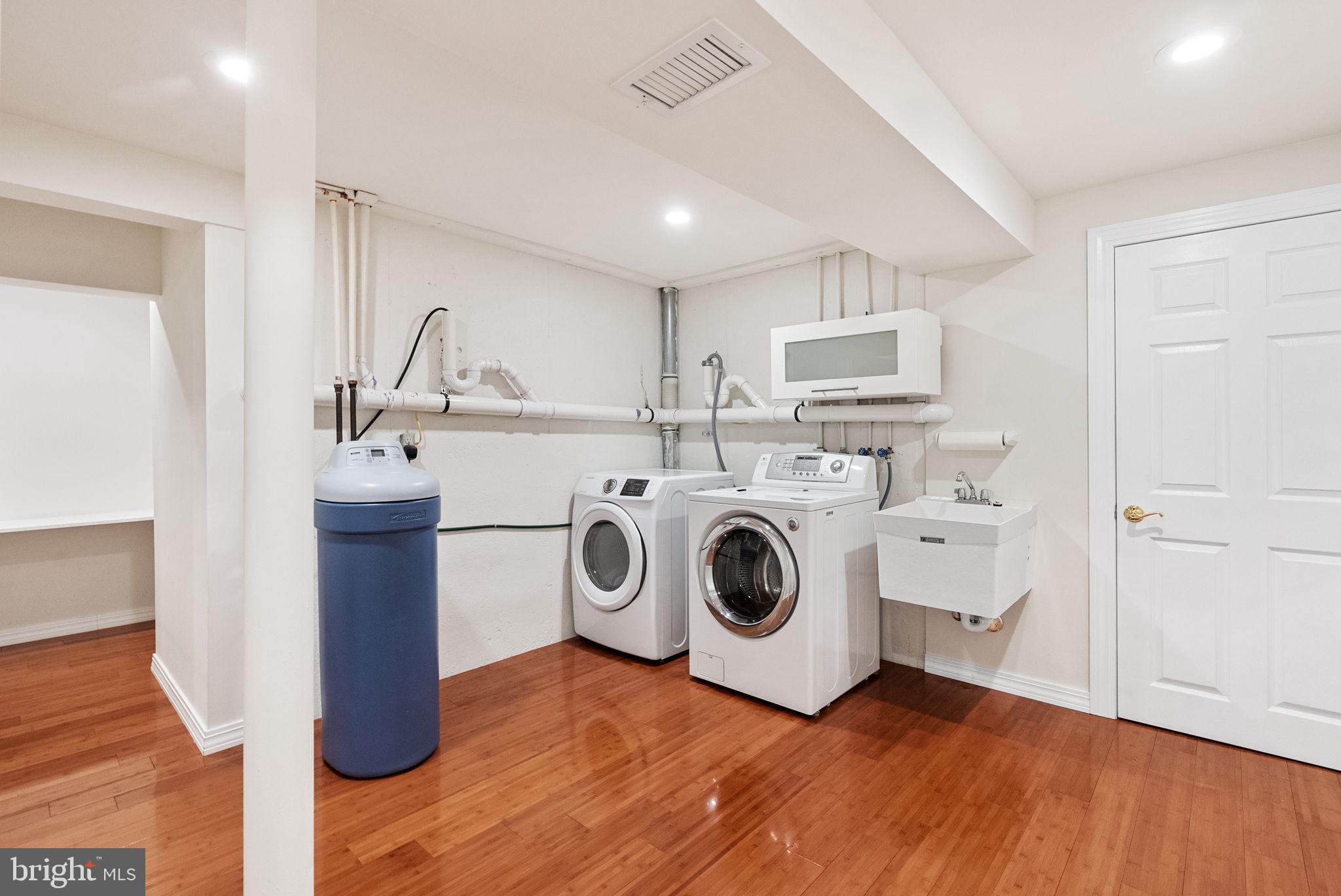 REGENCY AT PROVIDENC - Residential