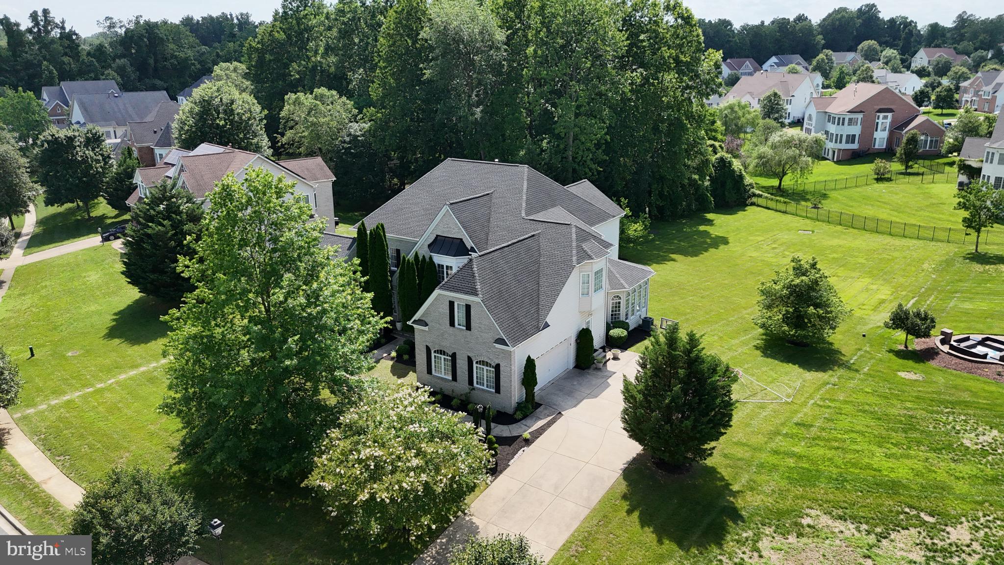 5506 WILLOW GROVE COURT