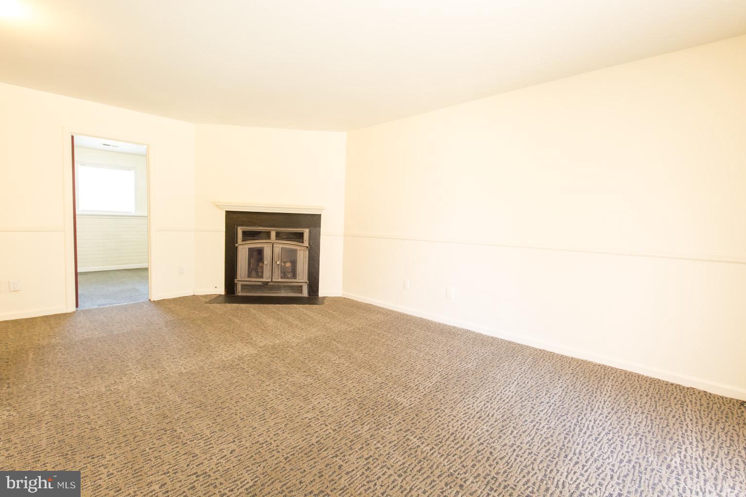 LORTON - Residential Lease