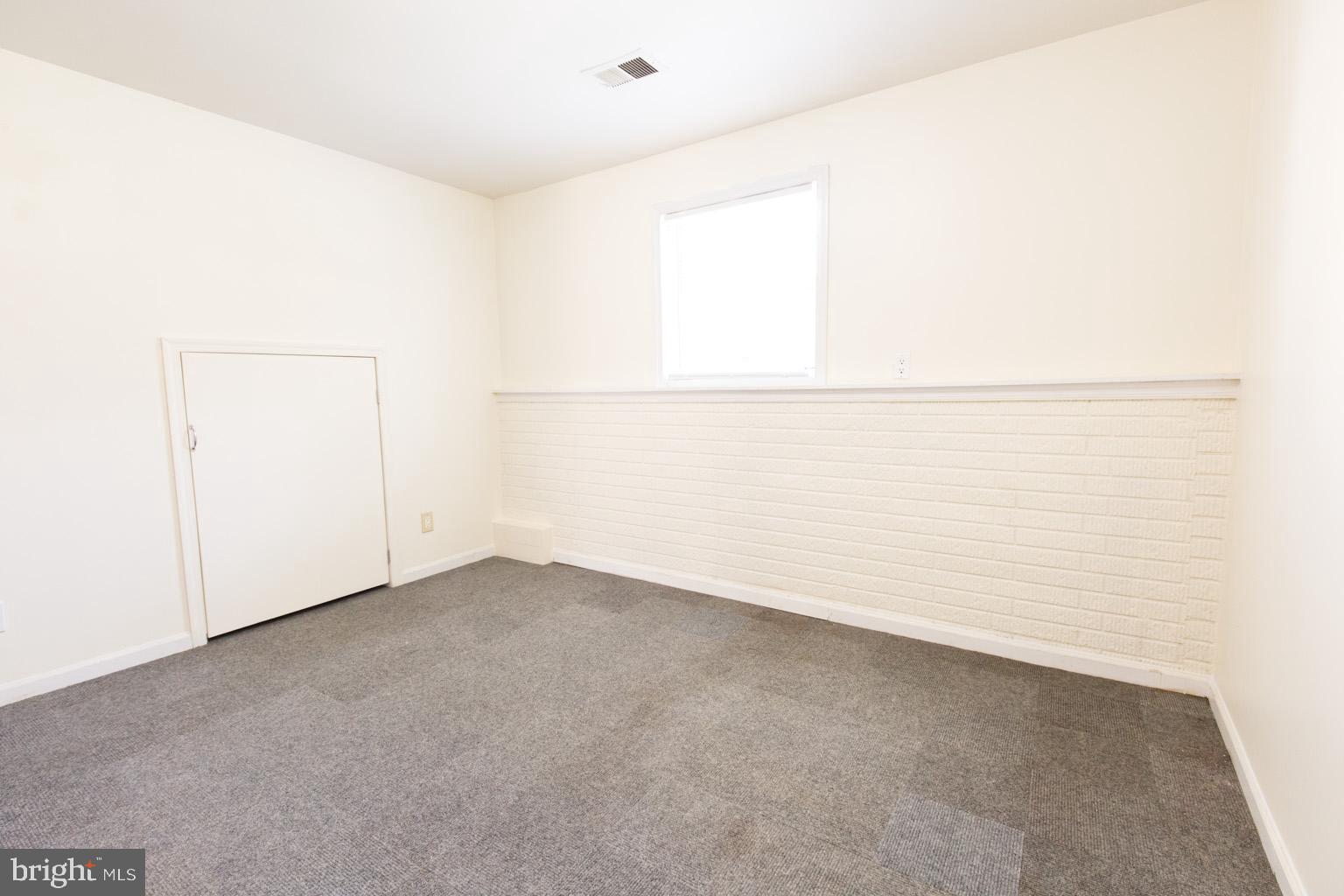 LORTON - Residential Lease