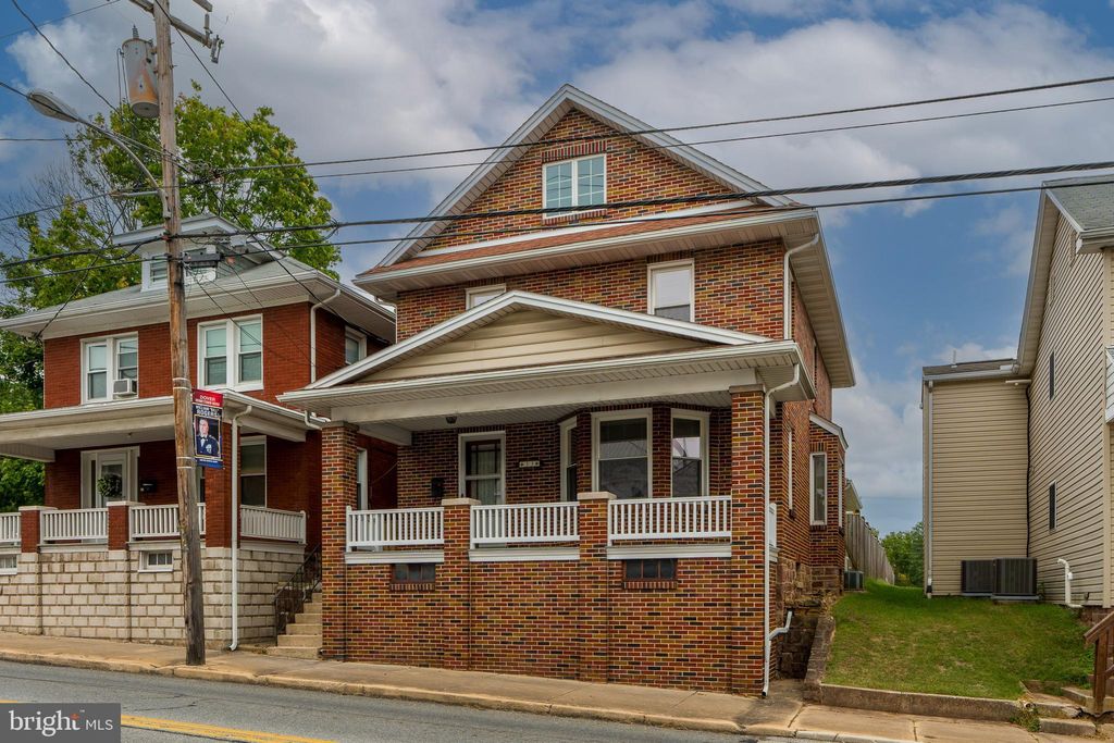 Photo of 33 S Main Street, DOVER, PA 17315 (MLS # PAYK2090036)