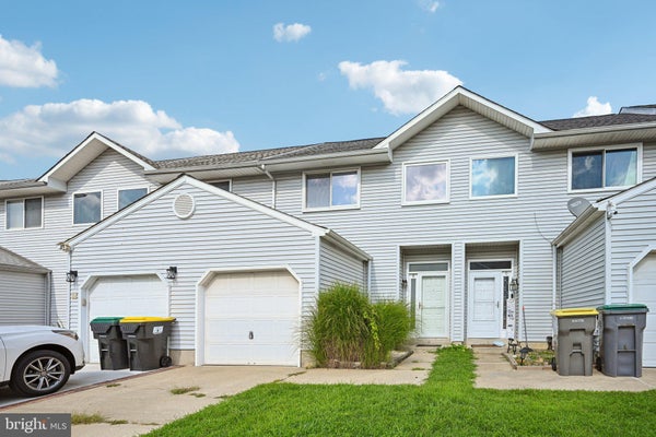 8 O ROURKE CT, NEWARK, DE 19702 - Image ae6700a62ba867c0b7d324b2ba88d362/2737858347