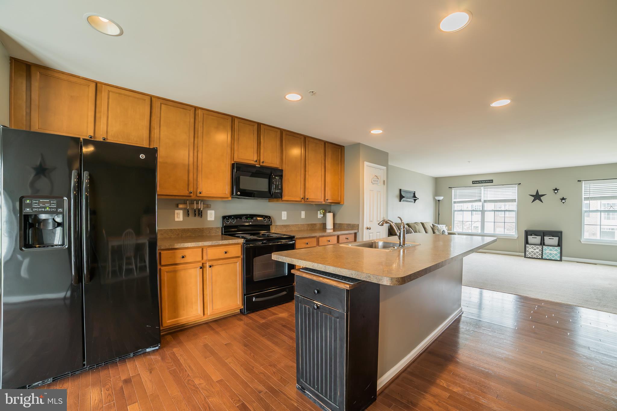 LAKES AT STANSBURY SHORE - Residential