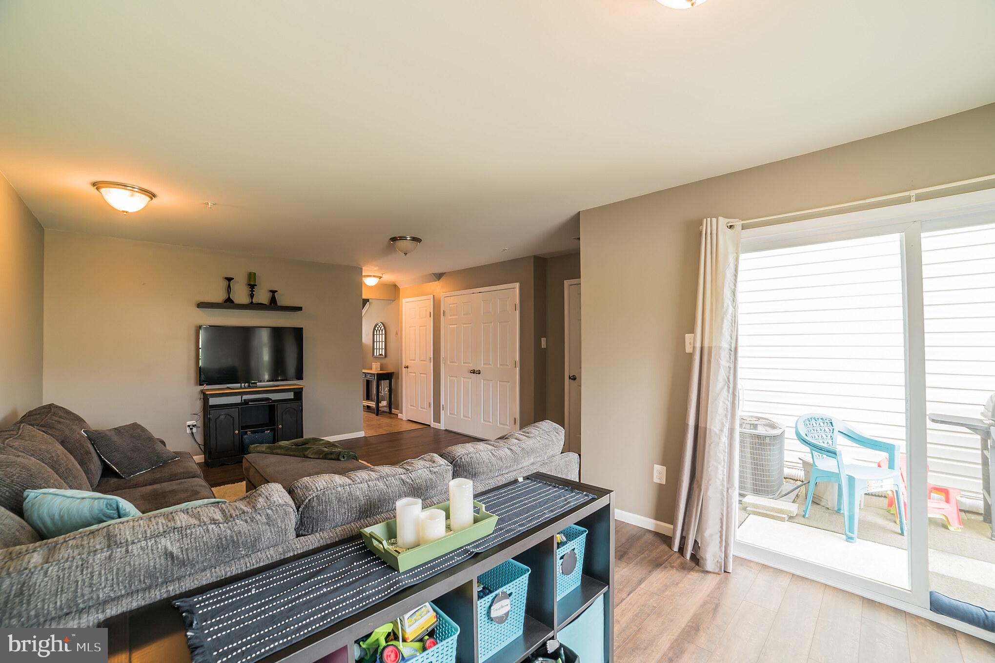 LAKES AT STANSBURY SHORE - Residential