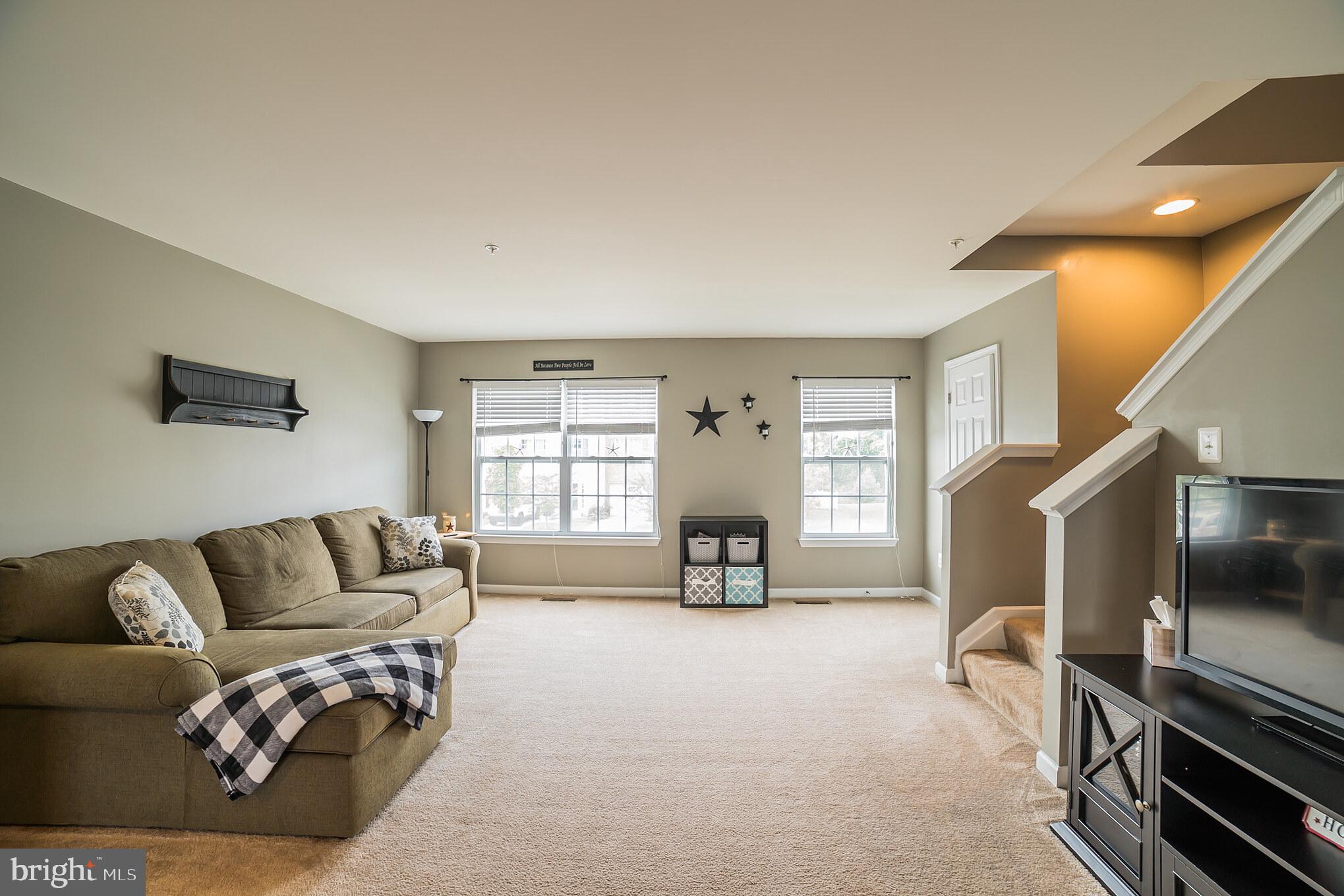 LAKES AT STANSBURY SHORE - Residential