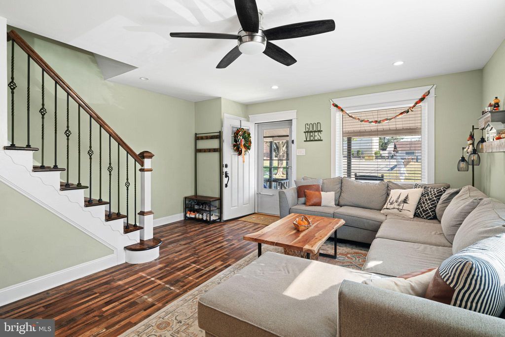 Photo of 33 E 8th Avenue, CONSHOHOCKEN, PA 19428 (MLS # PAMC2157814)