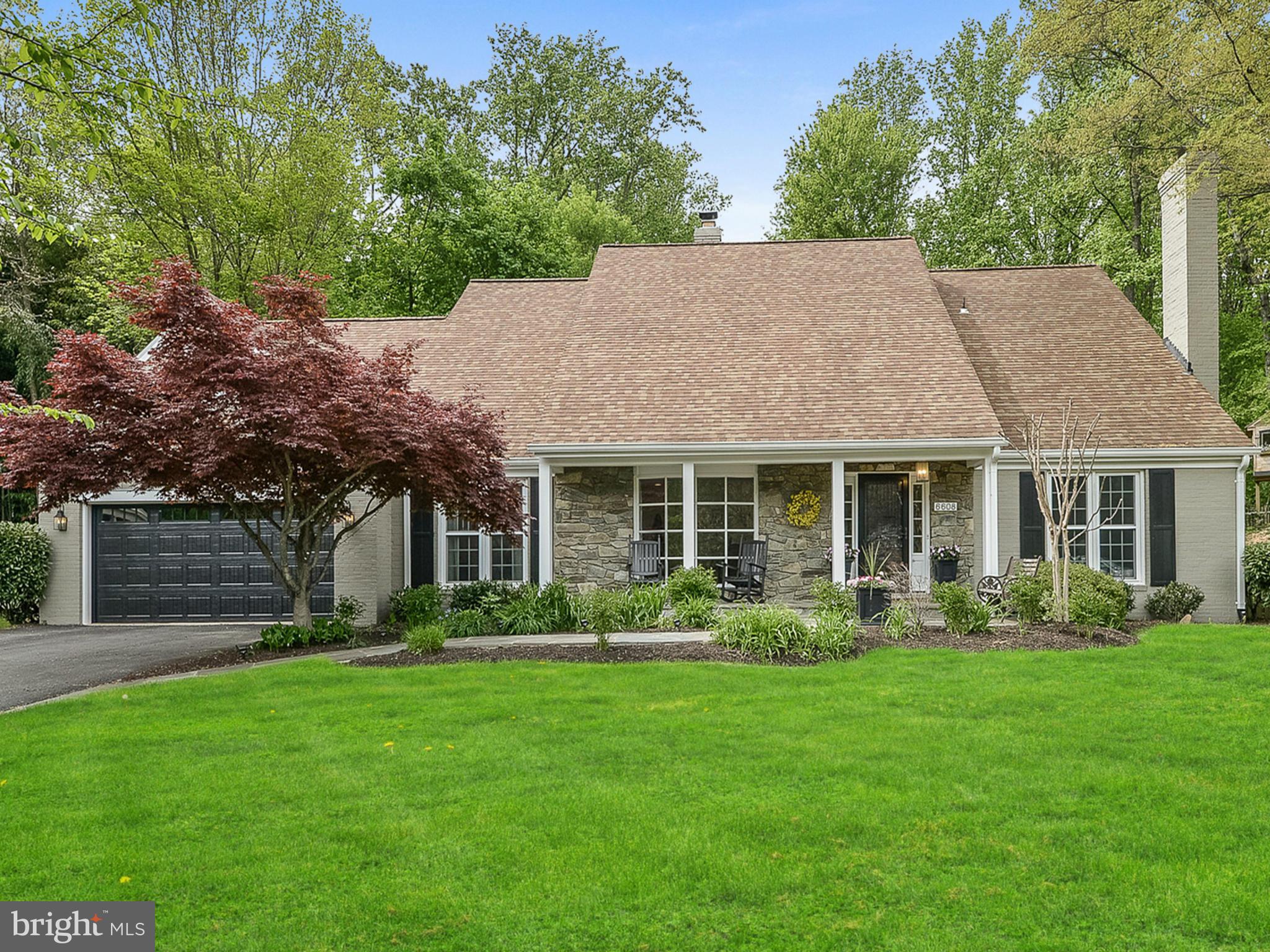 LANGLEY OAKS - Residential