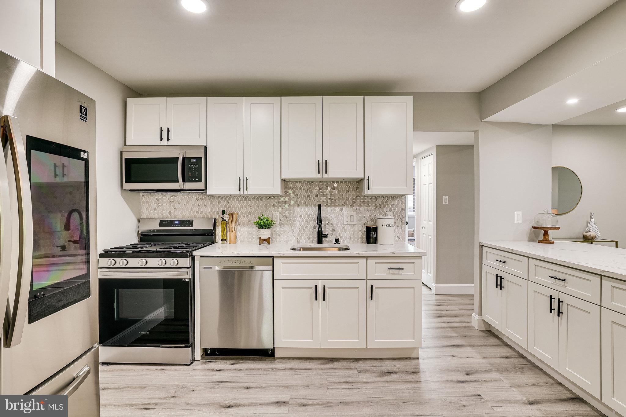 BENTANA PARK - Residential