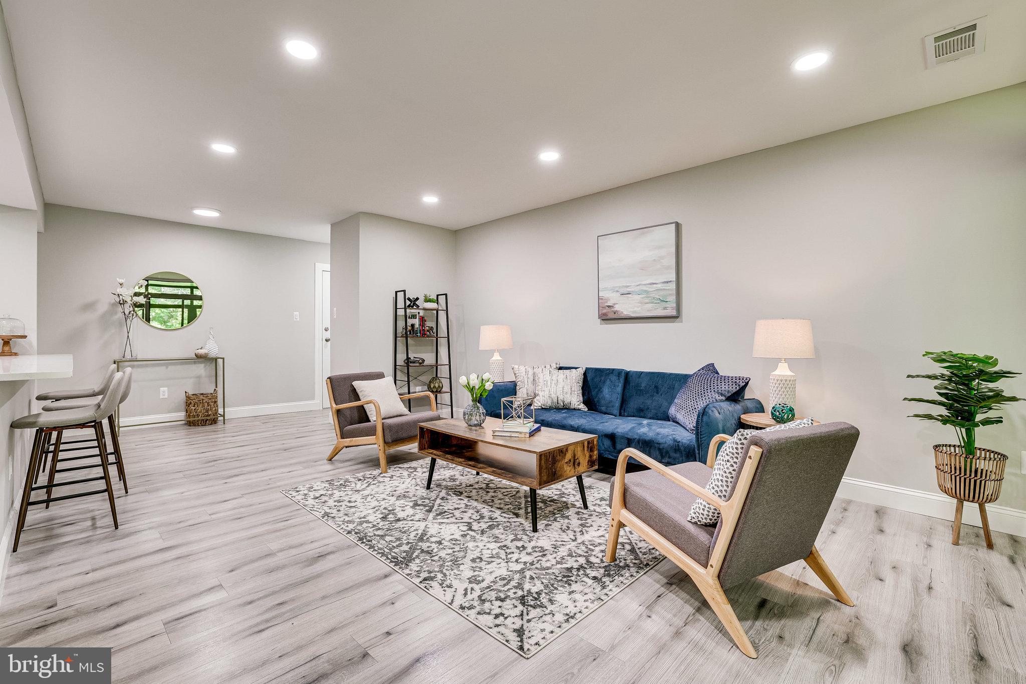 BENTANA PARK - Residential