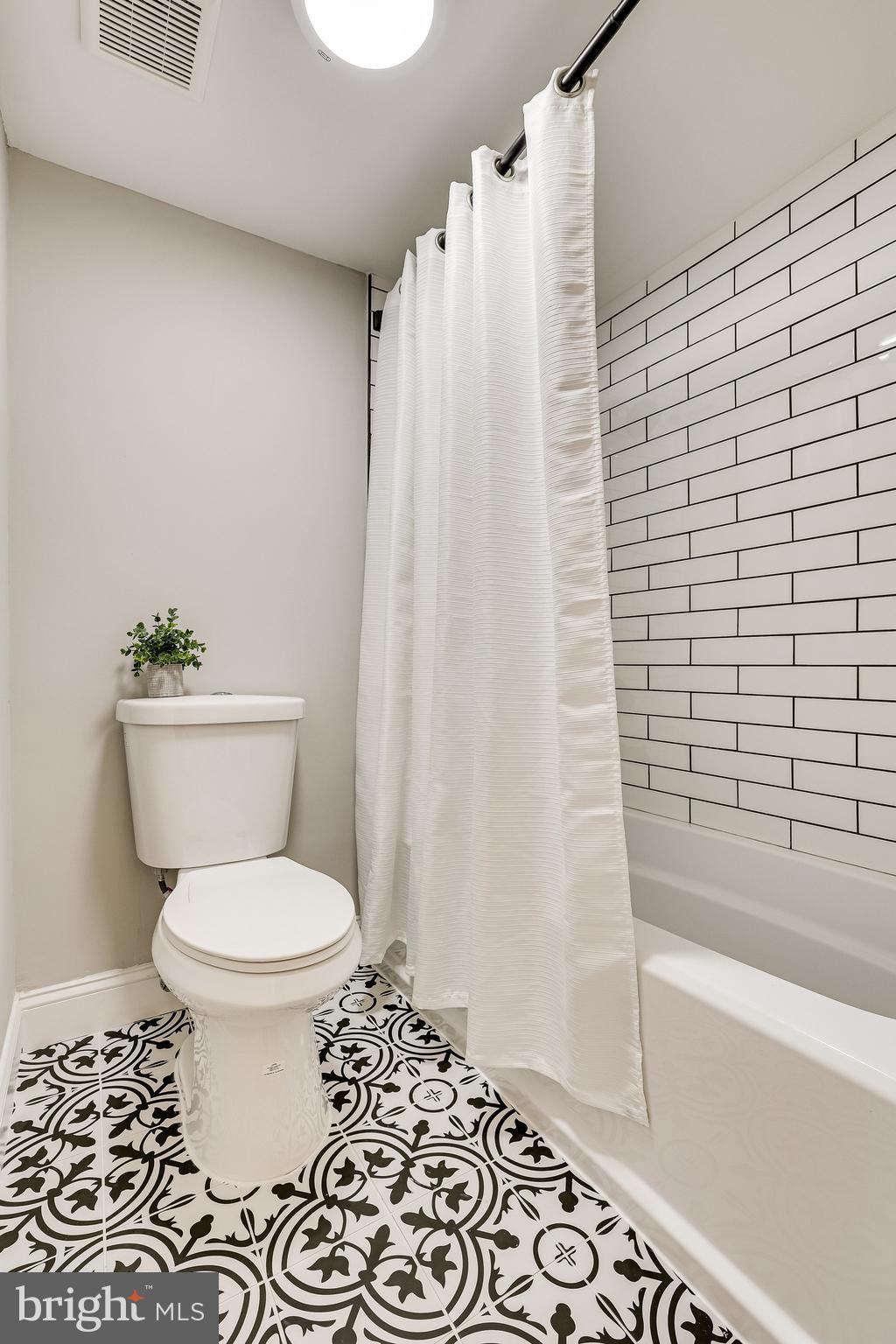 BENTANA PARK - Residential