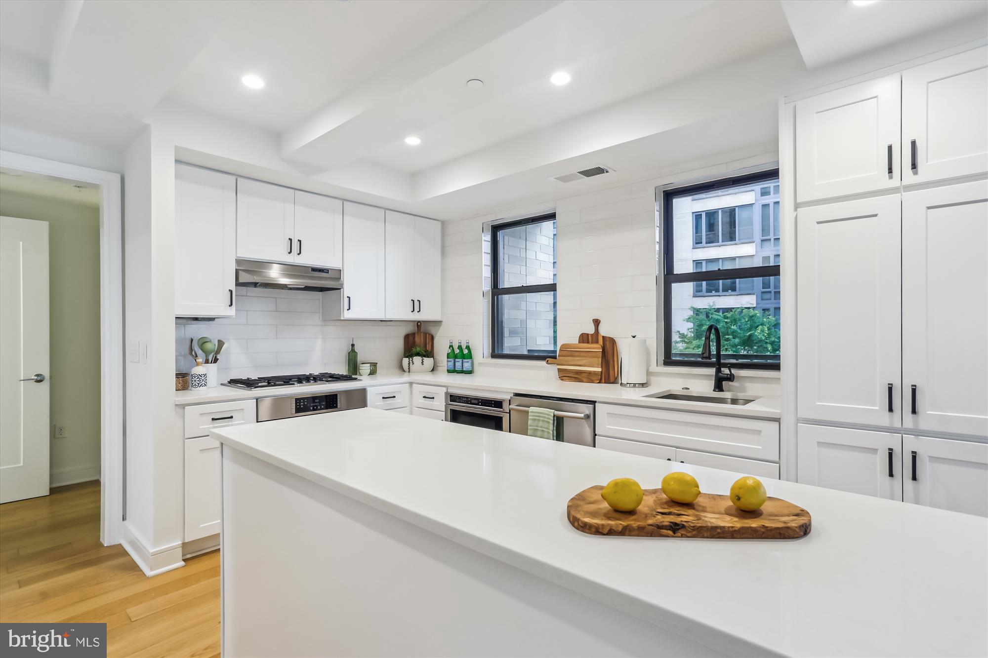 STONEHALL - Residential