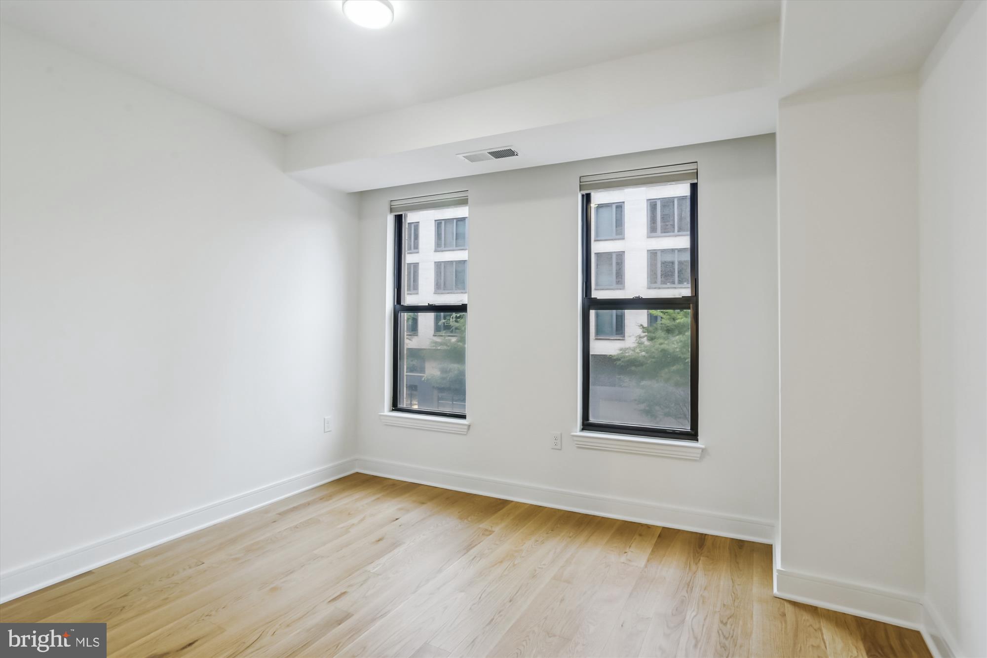 STONEHALL - Residential