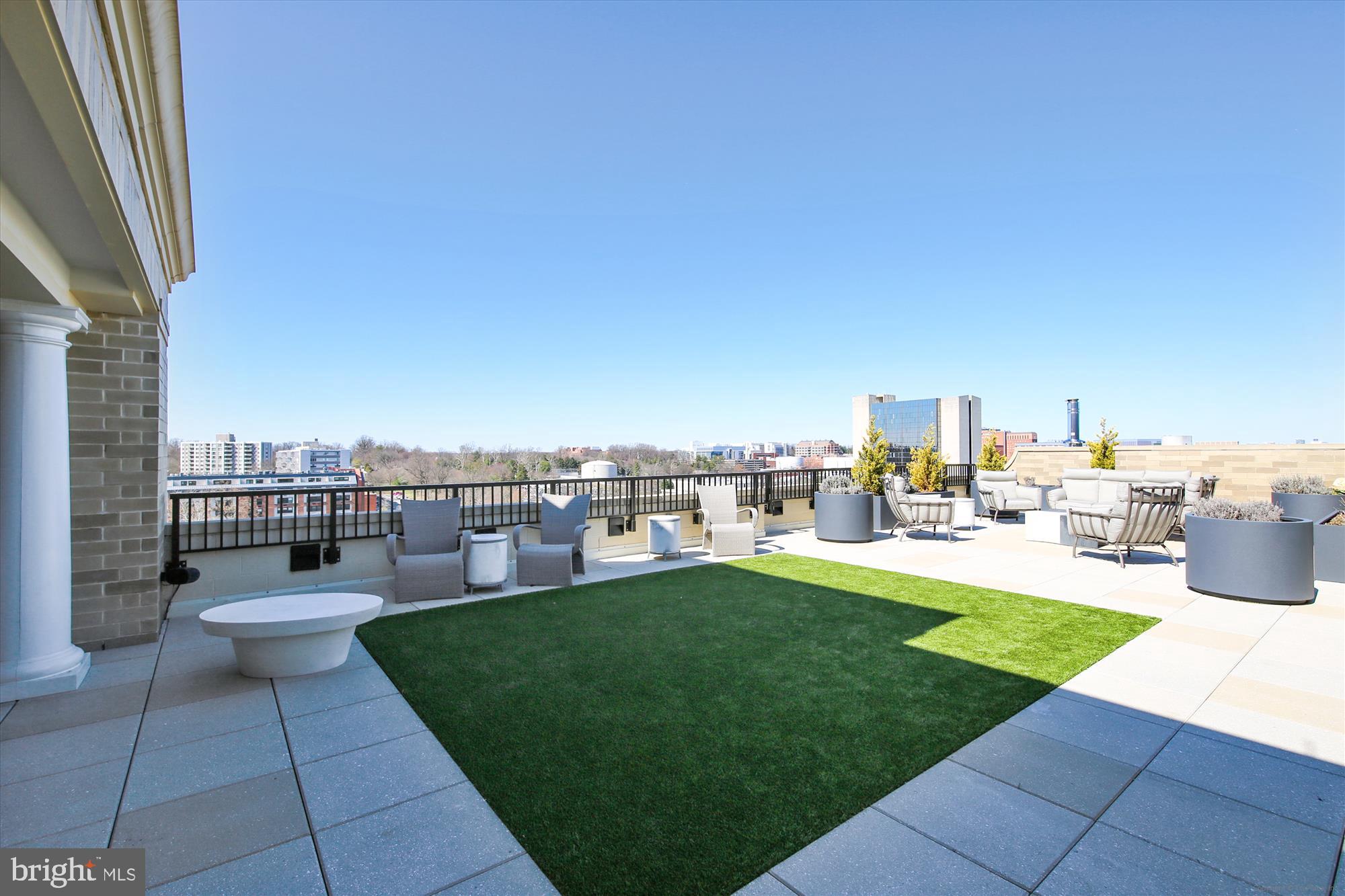 STONEHALL - Residential