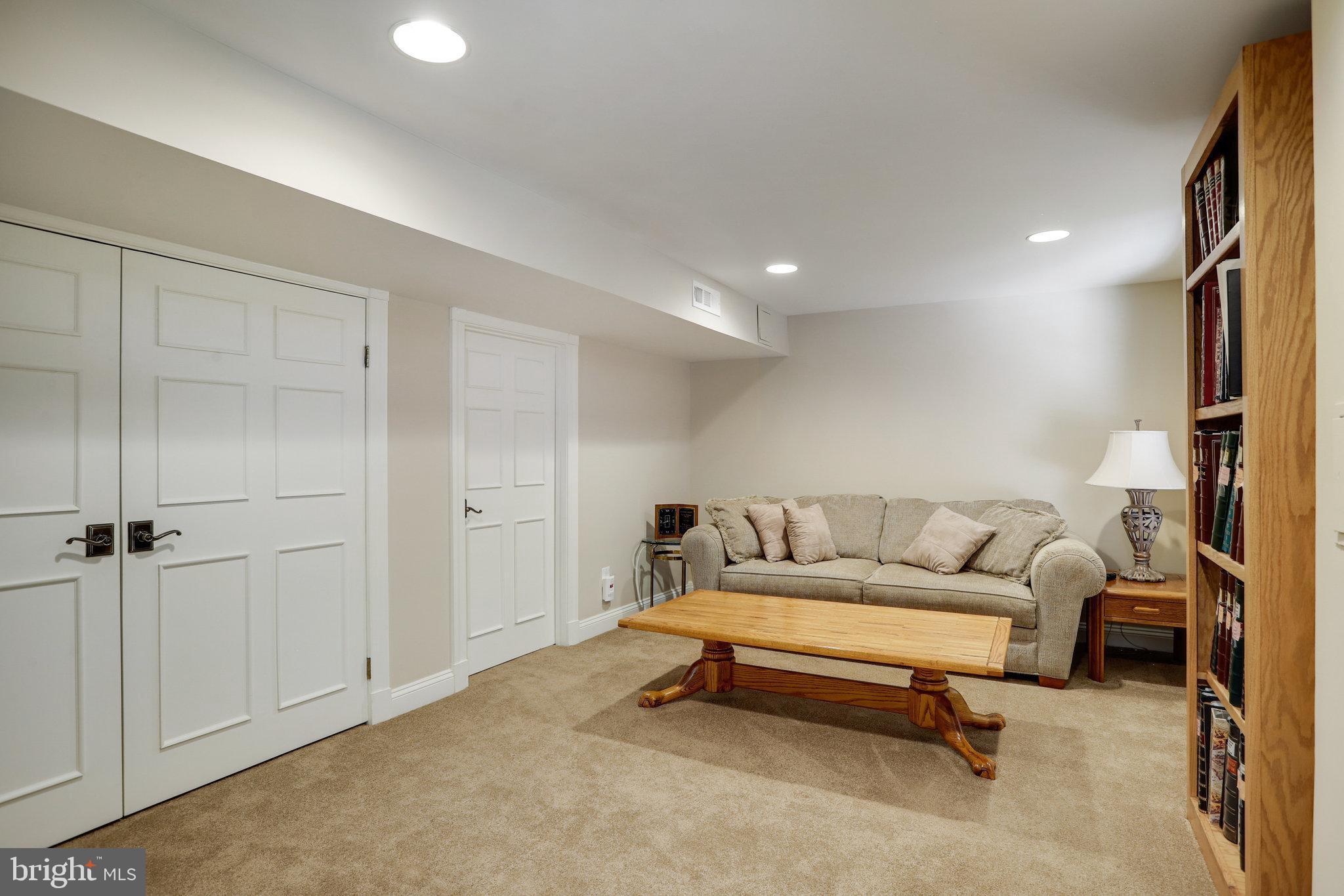 SEMINARY RIDGE - Residential