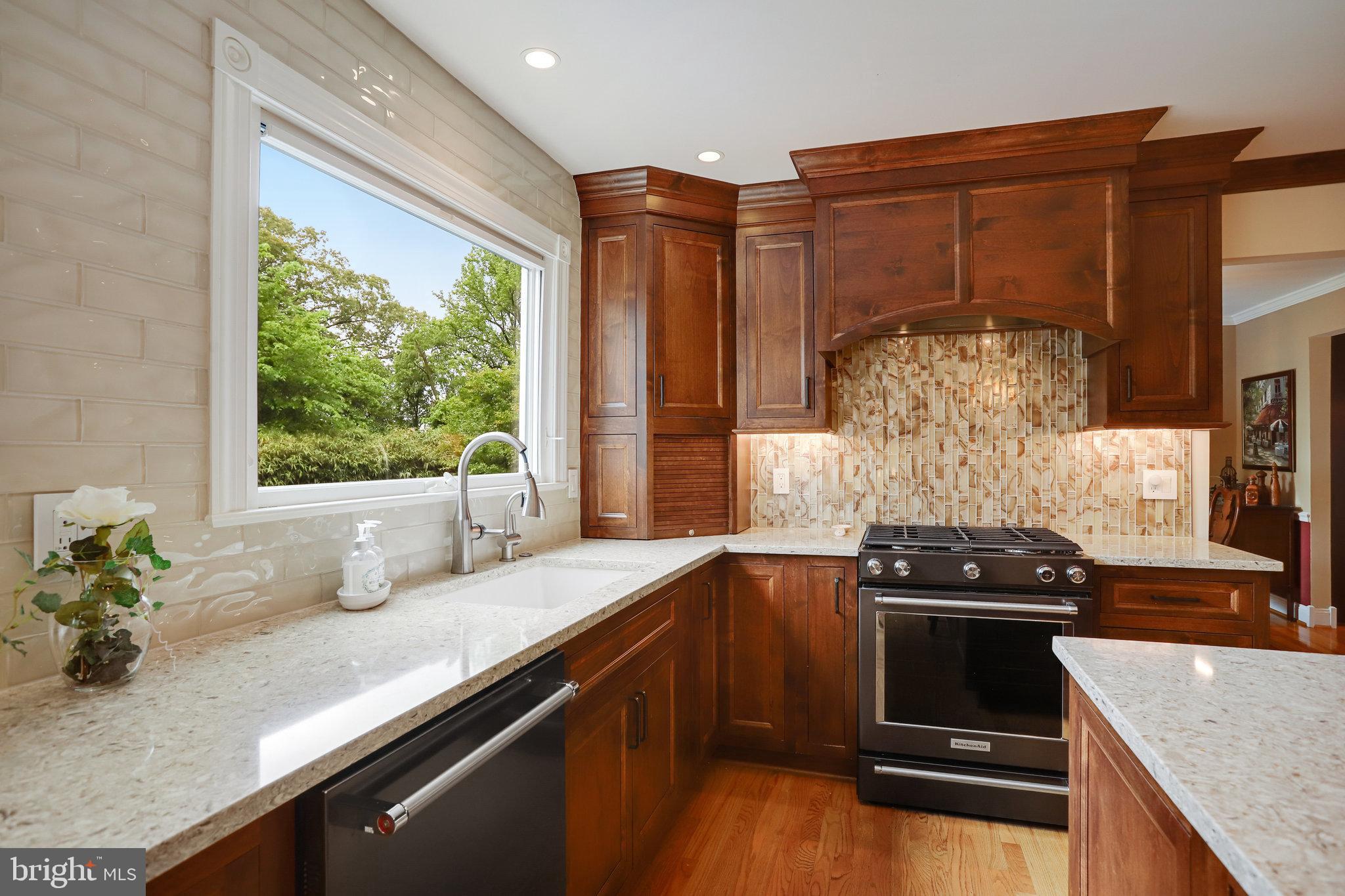 SEMINARY RIDGE - Residential