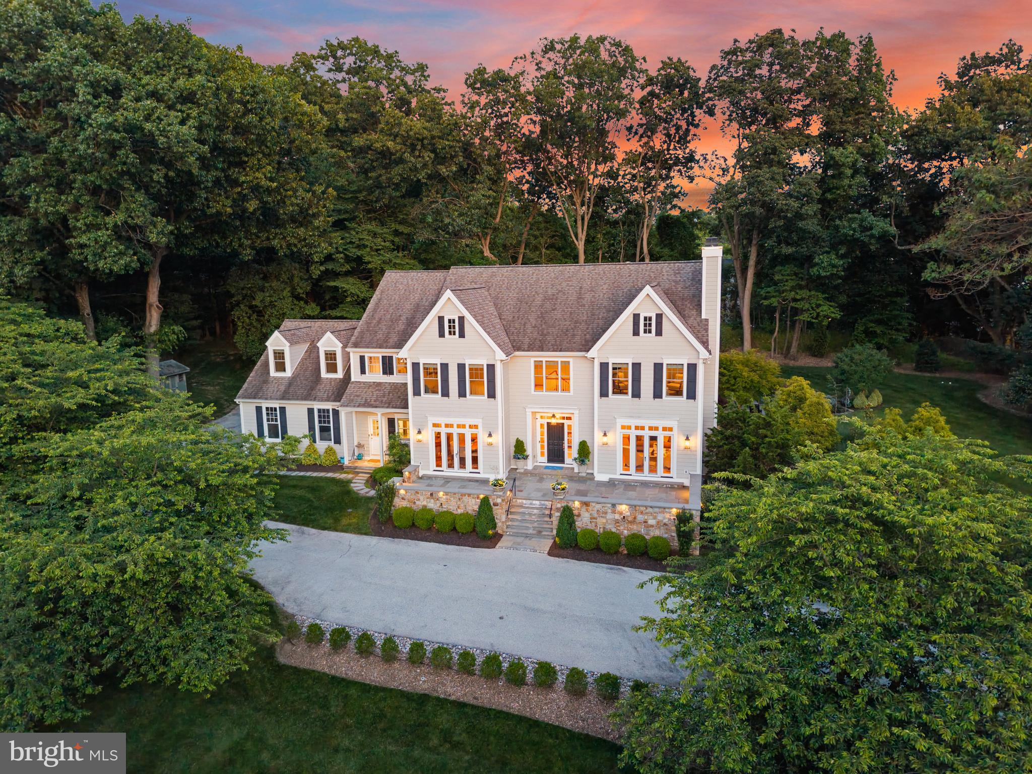 640 NARCISI LANE