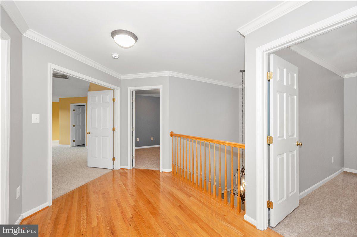 MANOR OAKS - Residential