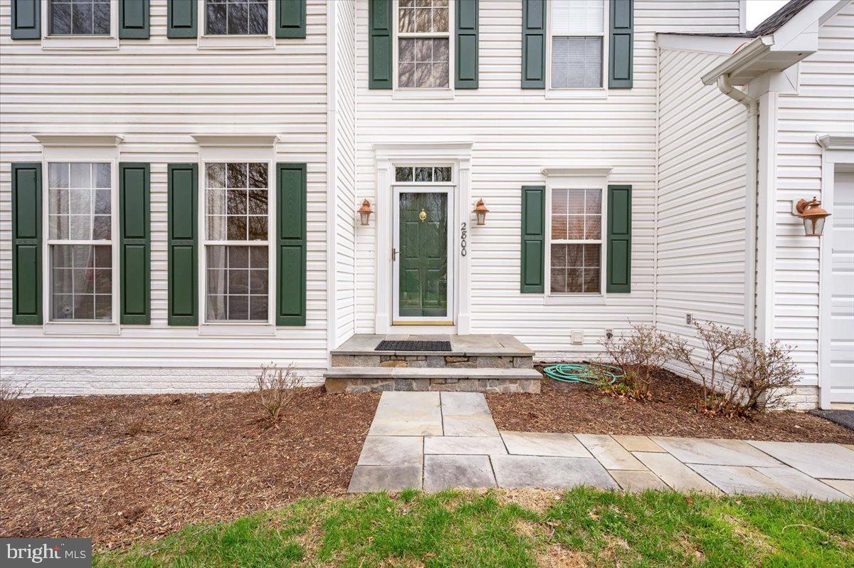 MANOR OAKS - Residential