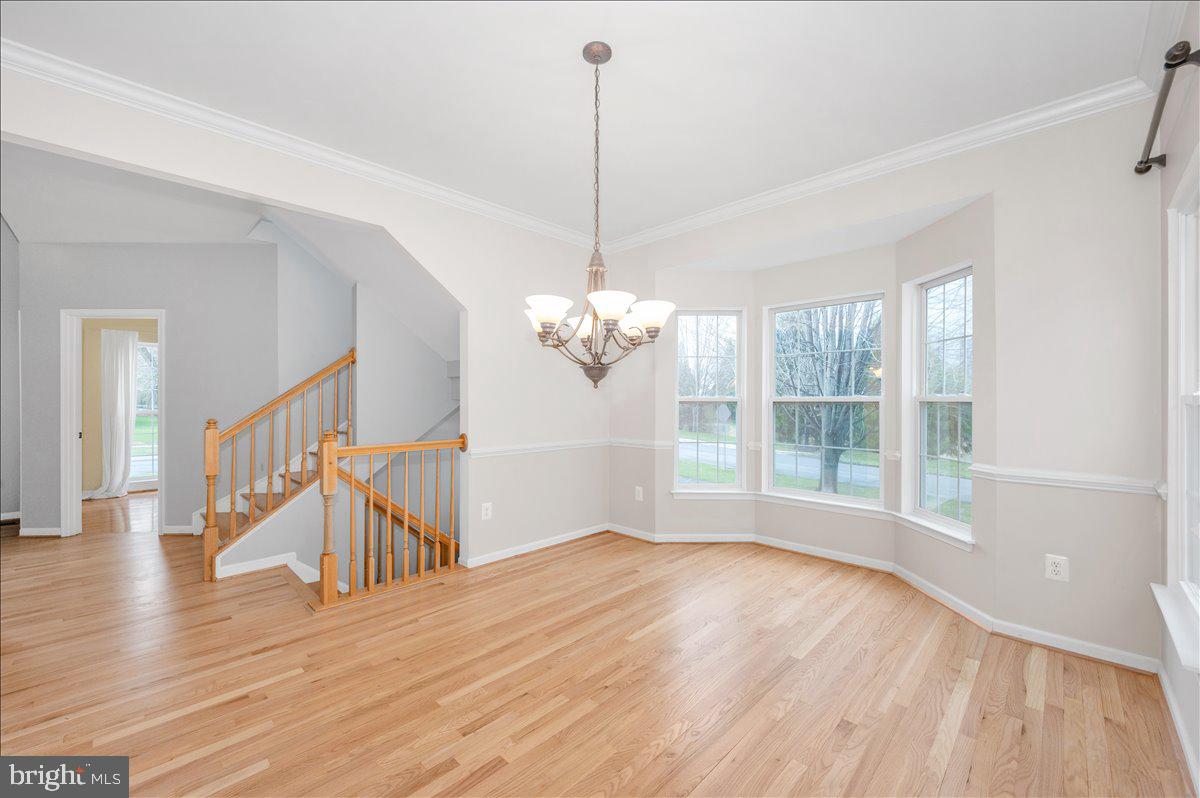 MANOR OAKS - Residential