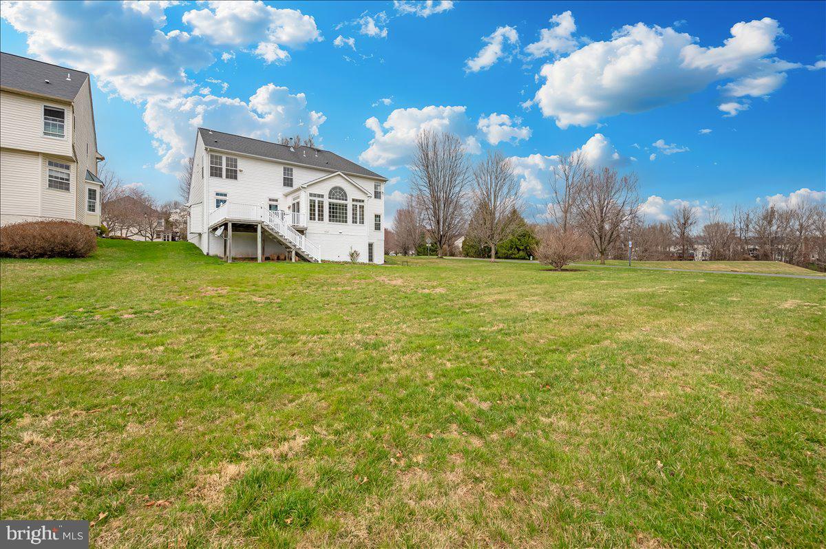 MANOR OAKS - Residential