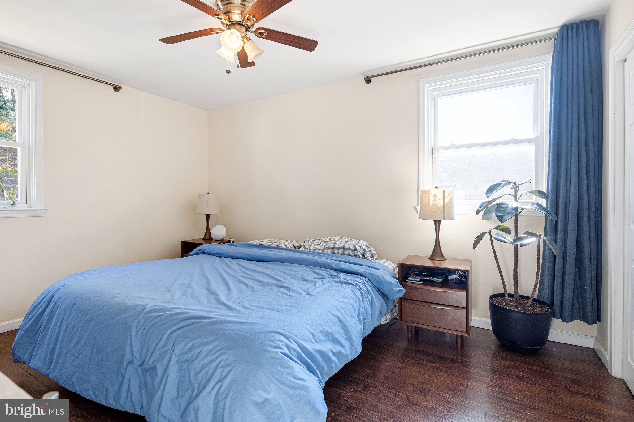 ROXBOROUGH - Residential