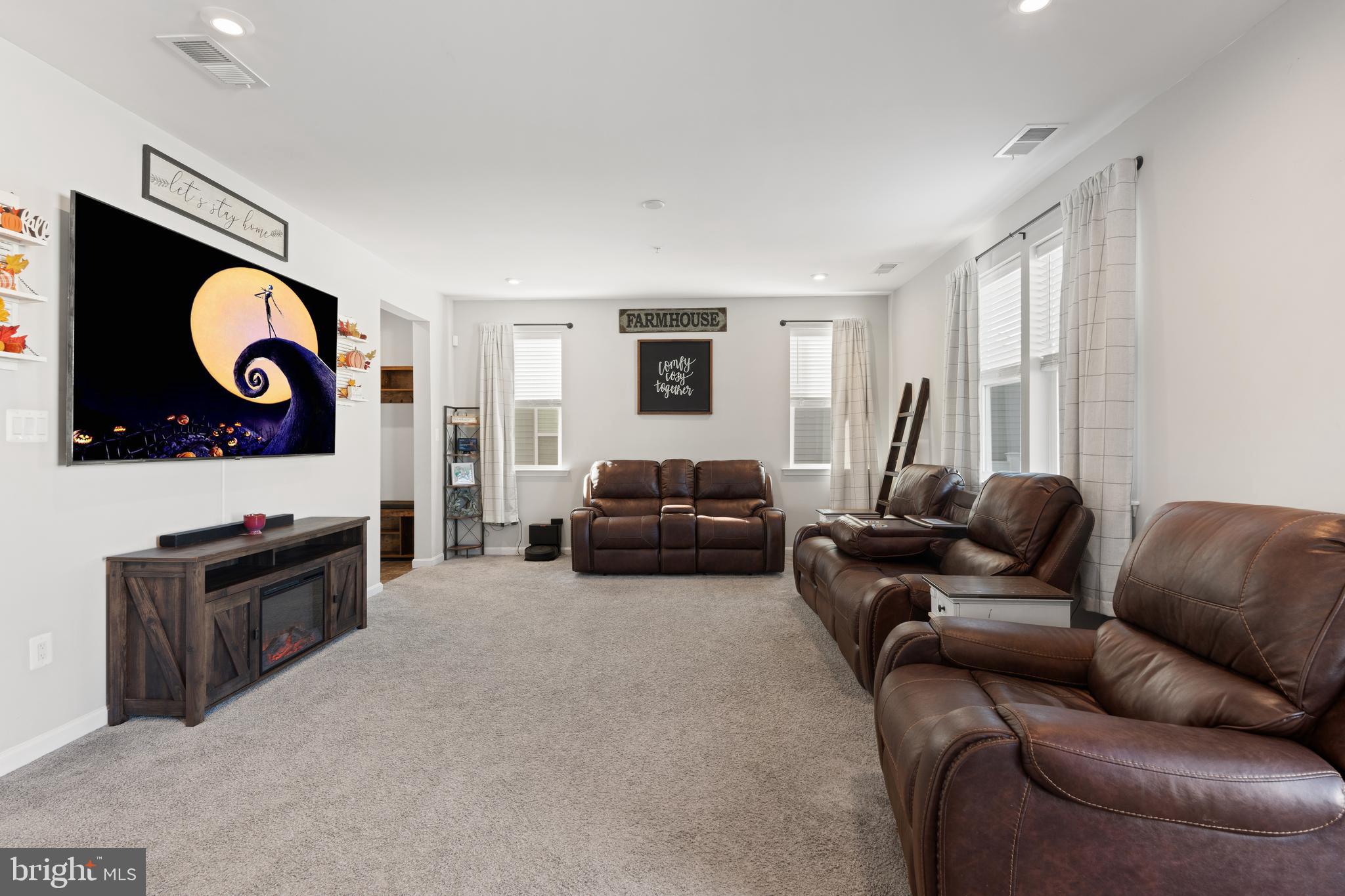 HAGERS CROSSING - Residential