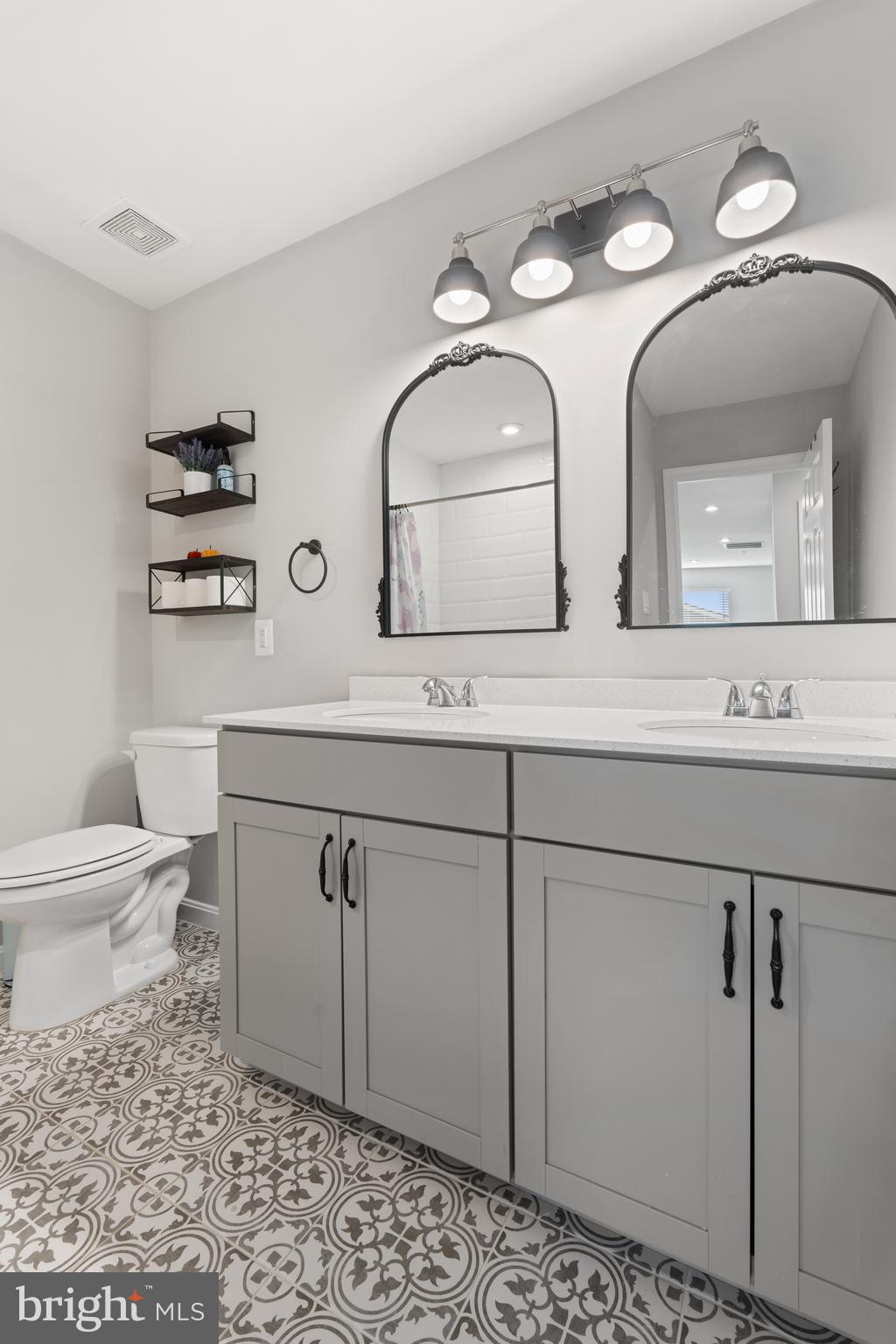 HAGERS CROSSING - Residential