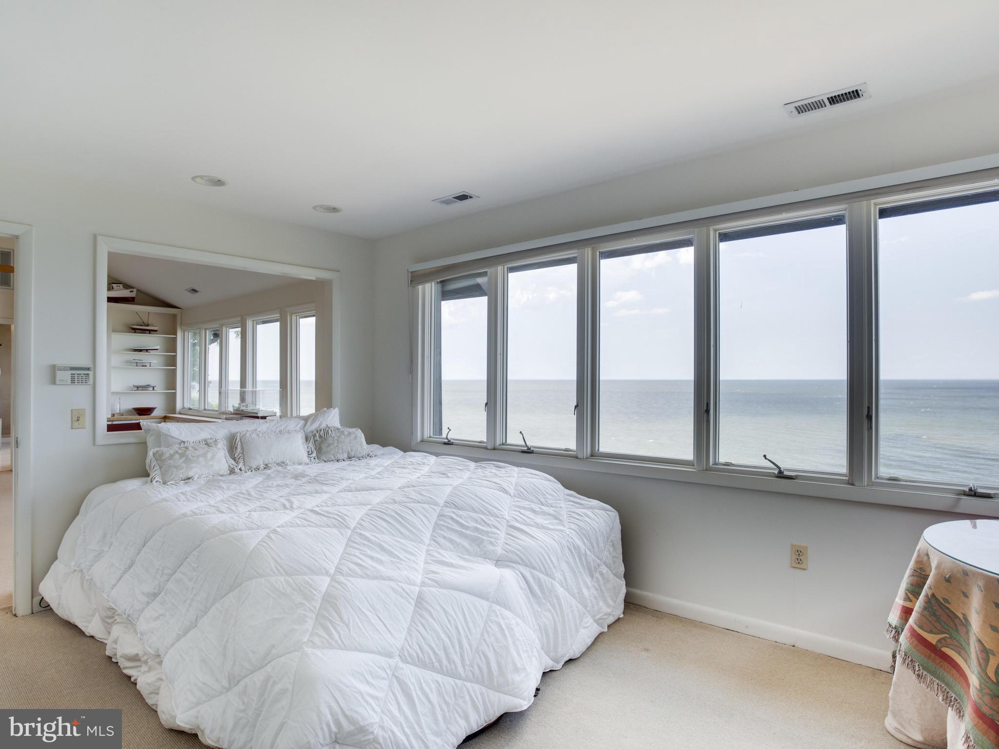 SCIENTISTS CLIFFS - Residential