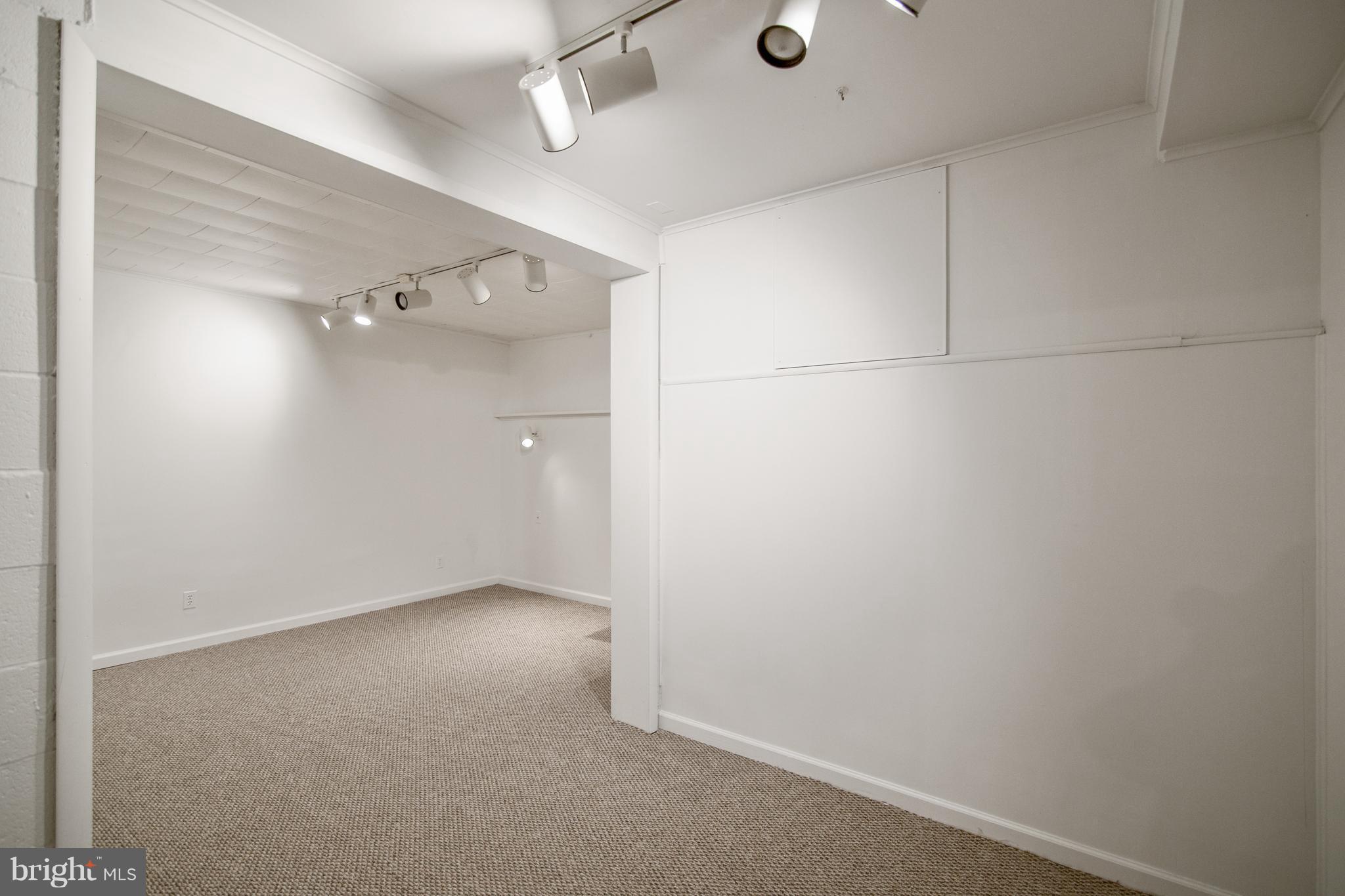 SCIENTISTS CLIFFS - Residential