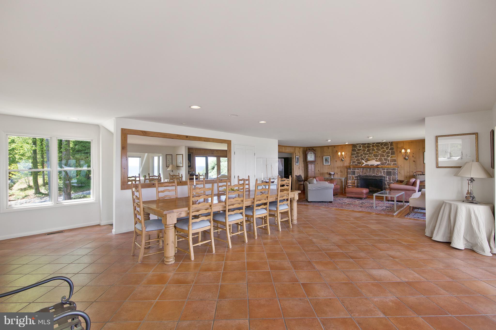 SCIENTISTS CLIFFS - Residential