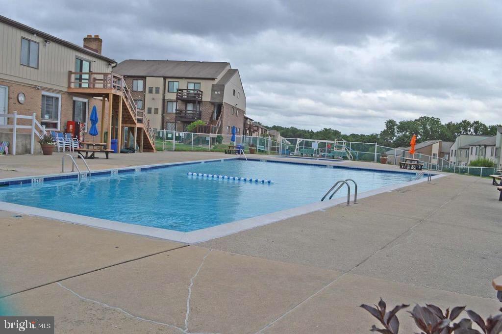 HILLTOP - Residential