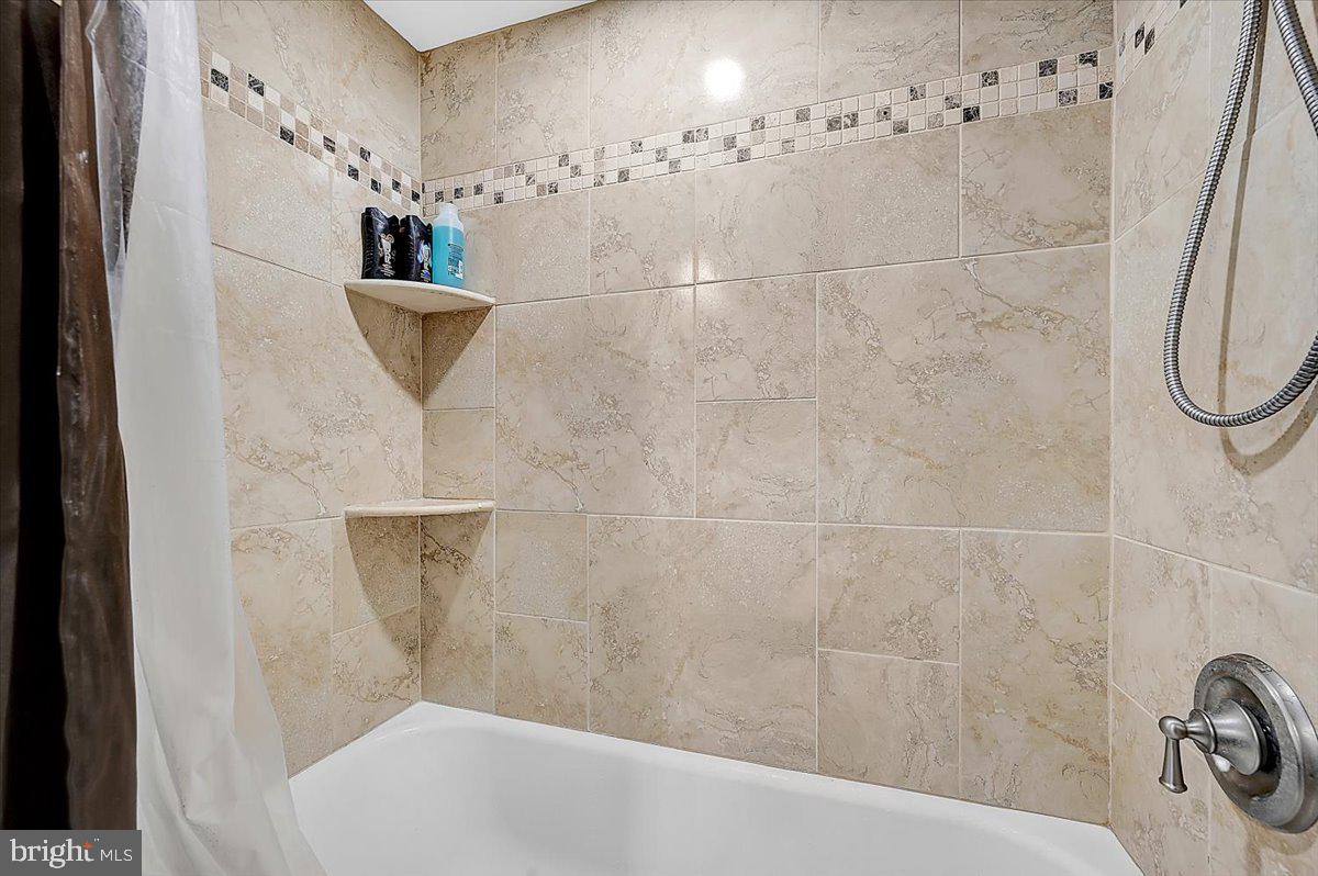 HILLTOP - Residential